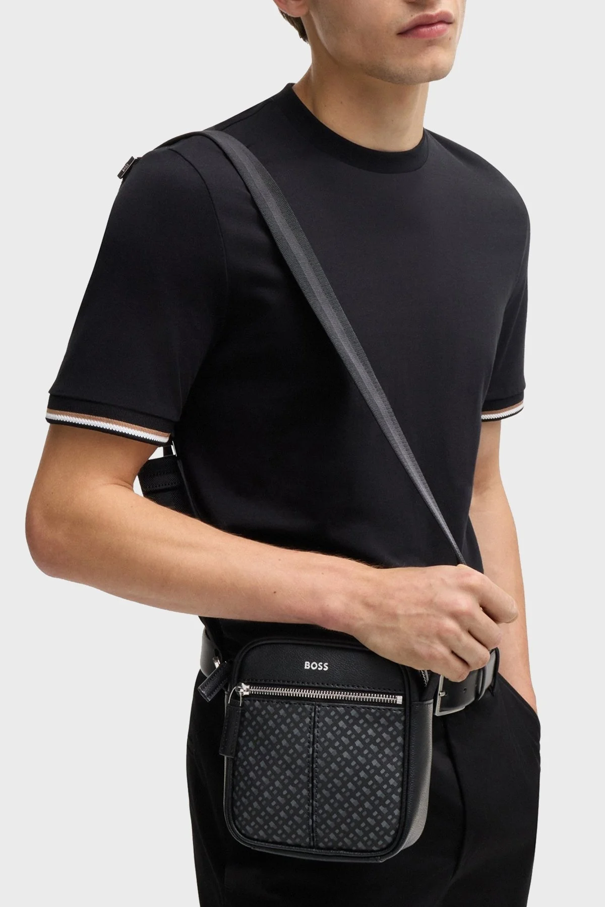 Boss Logolu Askılı Erkek Çanta 50529313 001 SİYAH - 9