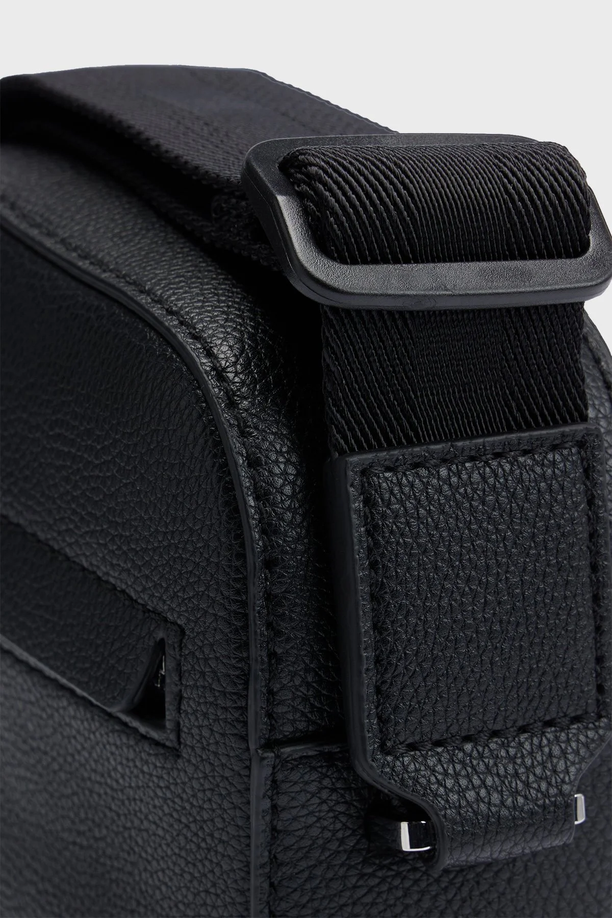 Boss Logolu Ayarlanabilir Omuz Askılı Erkek Çanta 50490856 001 SİYAH - 6