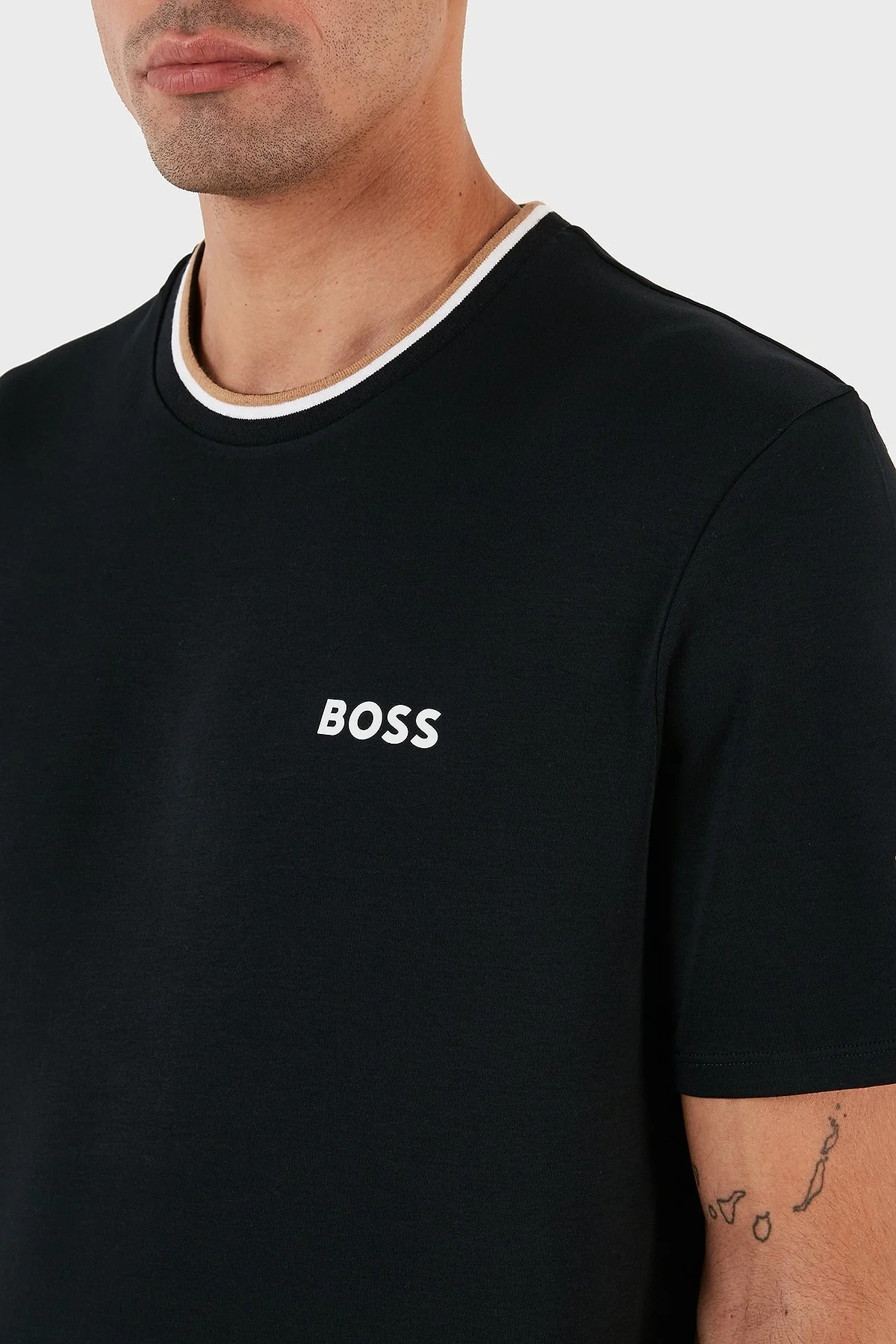 Boss Logolu Bisiklet Yaka % 100 Pamuk Regular Fit Erkek T Shirt 50496114 001 SİYAH - 4