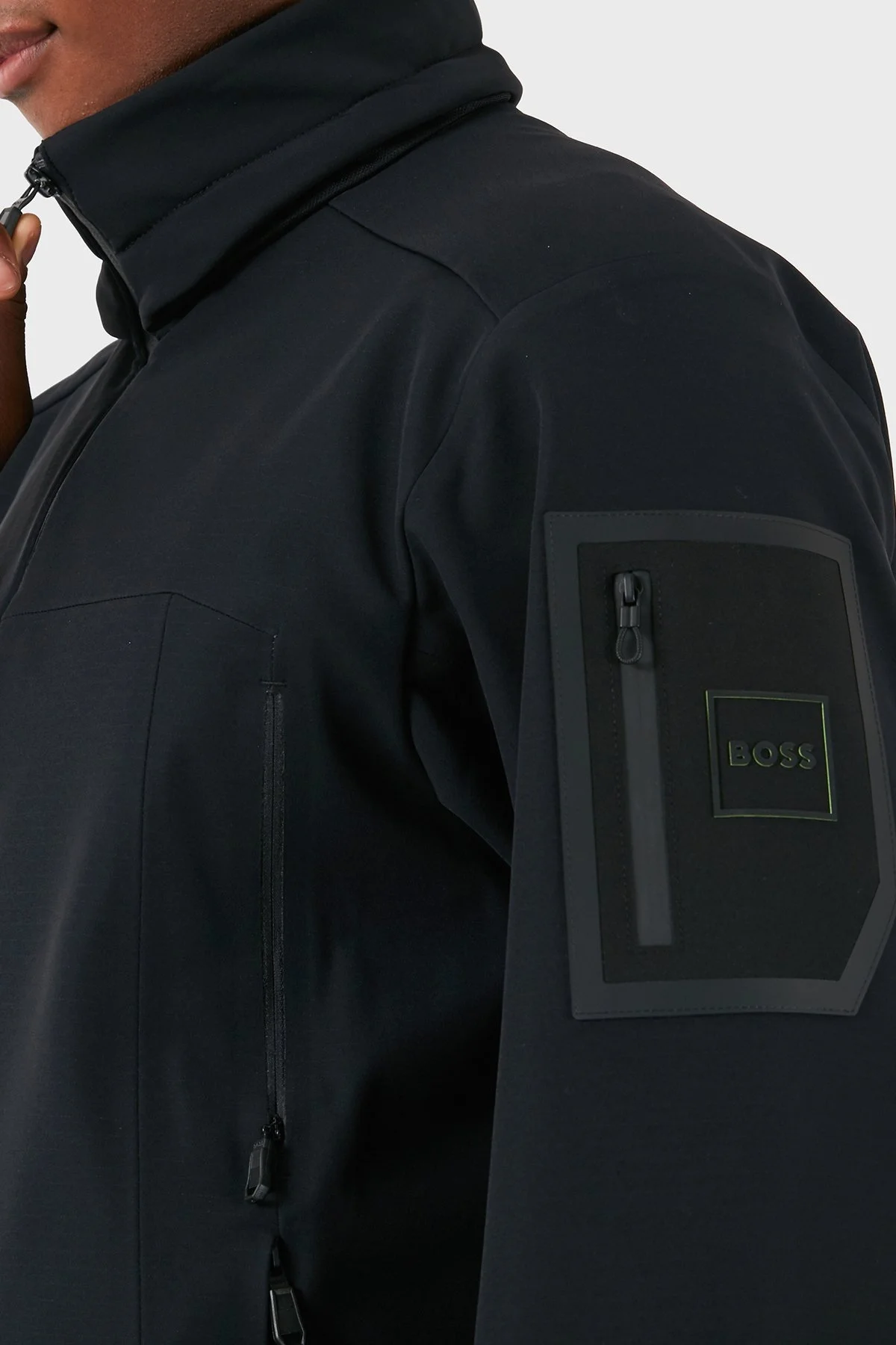 Boss Logolu Çıkarılabilir Kapüşonlu Erkek Mont 50515100 001 SİYAH - 7