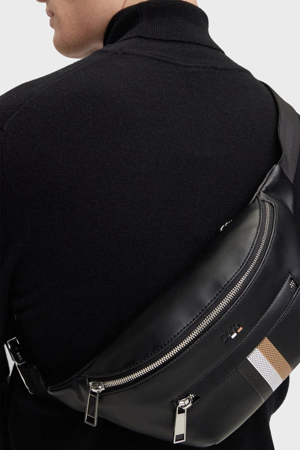 Boss Logolu Fermuarlı Erkek Bel Çantası 50492023 001 SİYAH - 3