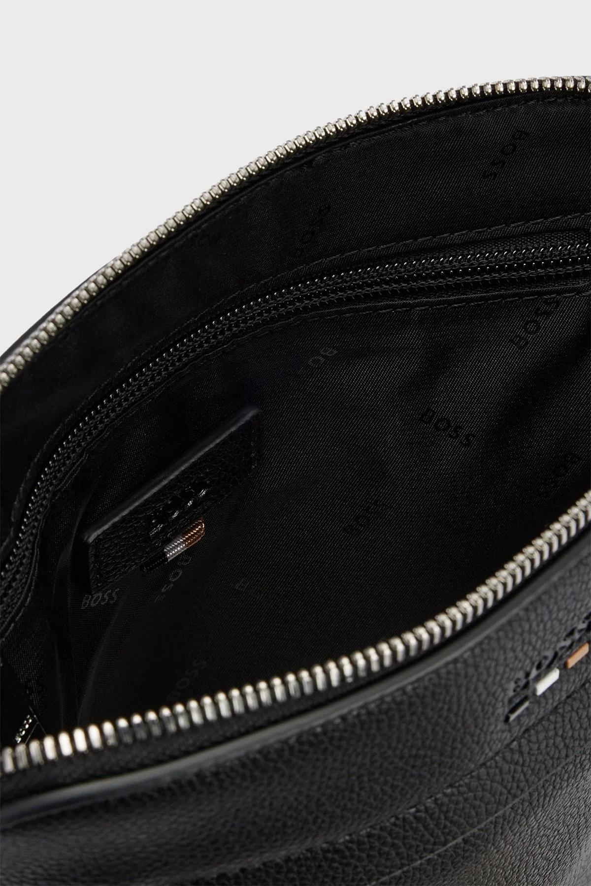 Boss Logolu Fermuarlı Erkek Çanta 50490873 001 SİYAH - 4