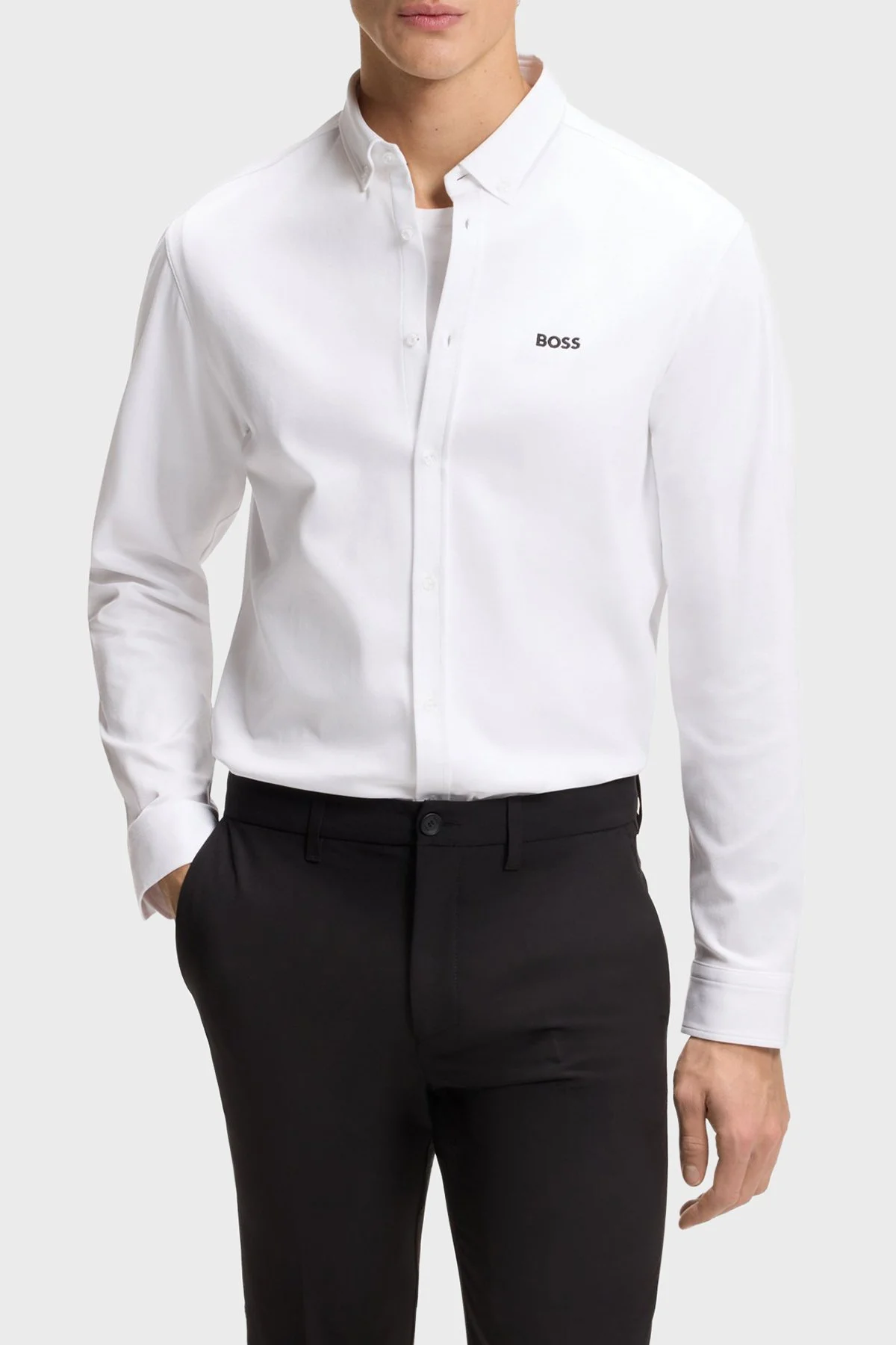 Boss Logolu Pamuklu Jarse Regular Fit Düğmeli Yaka Erkek Gömlek 50555946 100 BEYAZ - 1