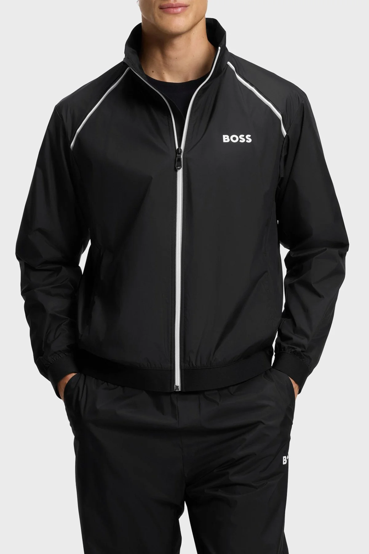 Boss Logolu Regular Fit Fermuarlı Paça Detaylı Su İtici Erkek Eşofman Takımı 50556526 001 SİYAH - 3