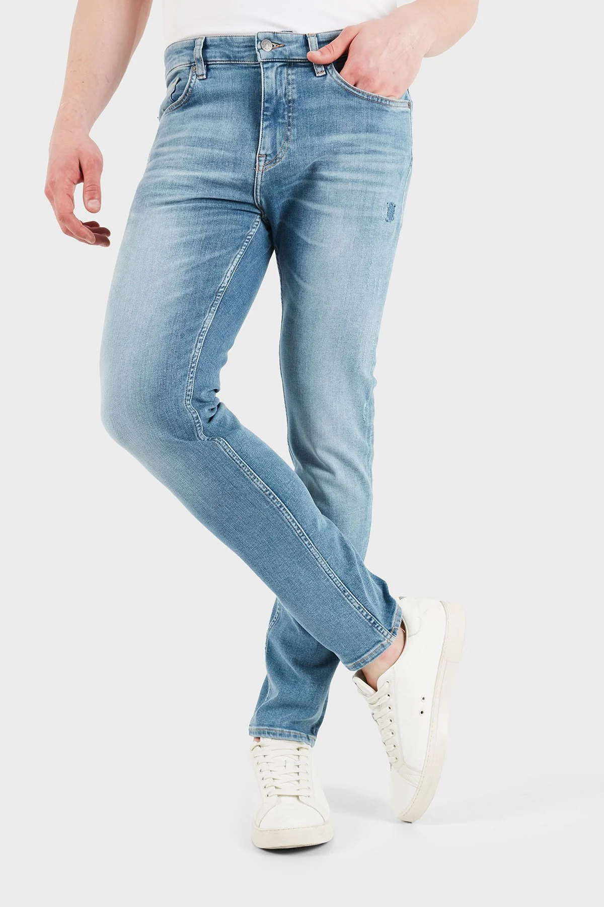 Boss Logolu Slim Fit Normal Bel Dar Paça Jeans Erkek Kot Pantolon 50556896 414 MAVİ - 1