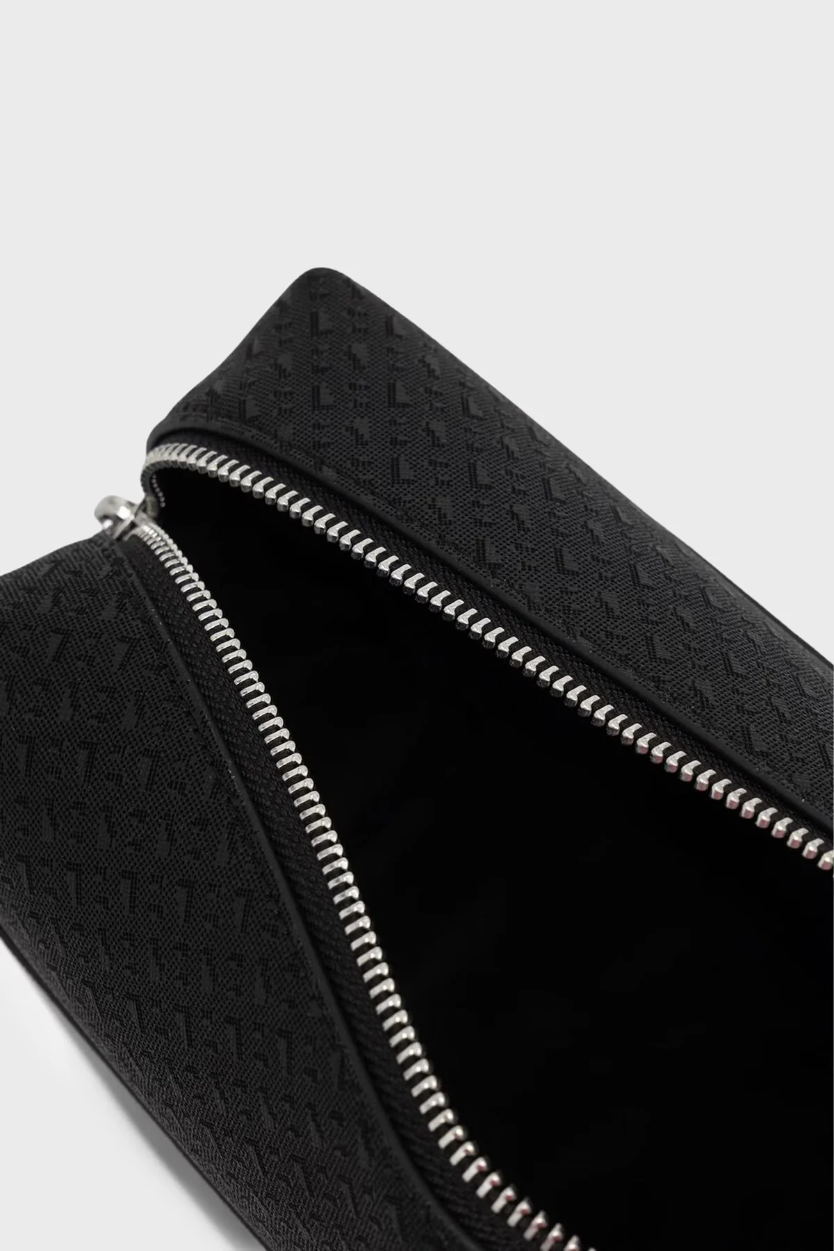 Boss Logolu Tek Saplı Erkek Çanta 50563719 002 SİYAH - 5