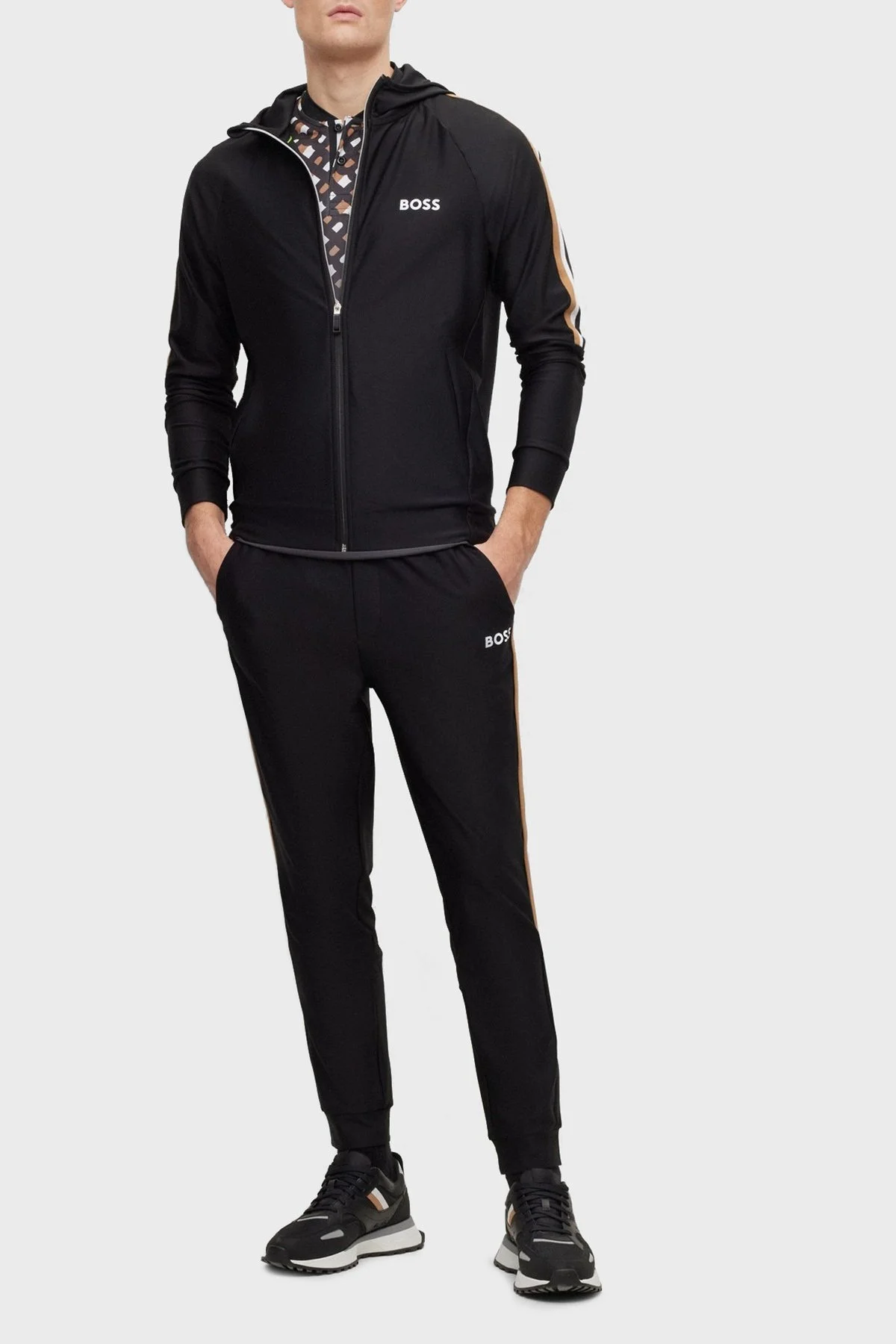 Boss Logolu Yanları Çizgili Belden Bağlamalı Normal Bel Regular Fit Spor Erkek Pantolon 50490663 001 SİYAH - 1