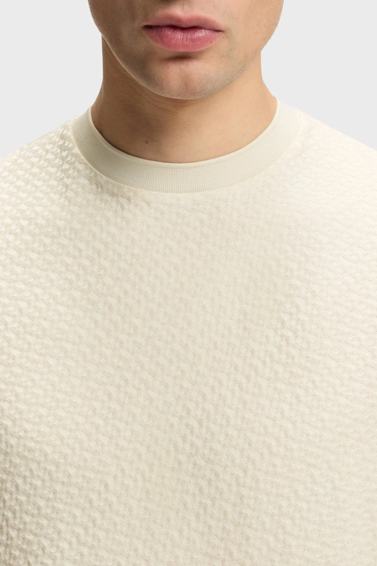 Boss Monogram Jakarlı % 100 Pamuk Regular Fit Bisiklet Yaka Erkek T Shirt 50557395 131 BEJ - 4