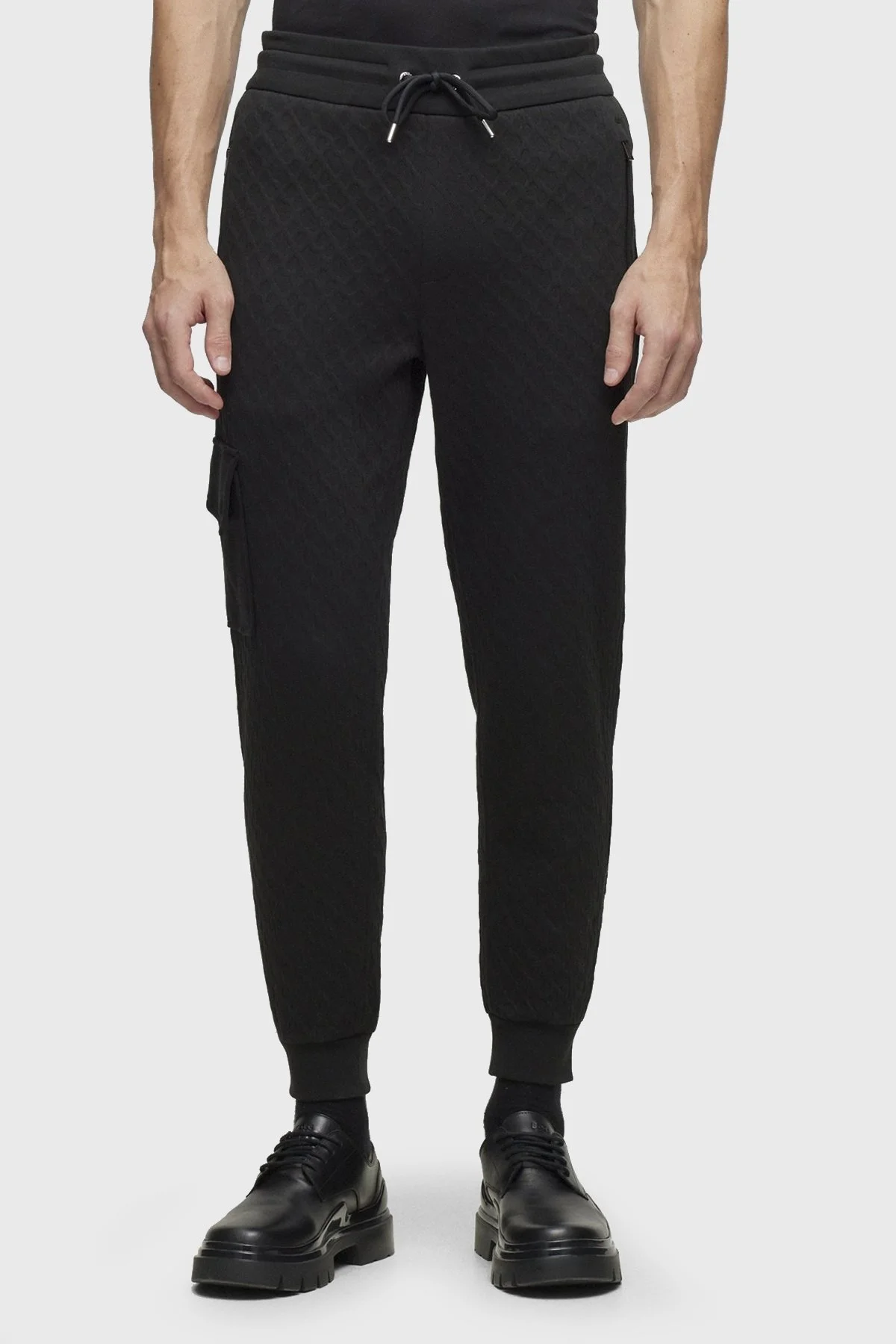 Boss Monogram Jakarlı Belden Bağlamalı Pamuklu Oversize Spor Erkek Pantolon 50498852 001 SİYAH - 1