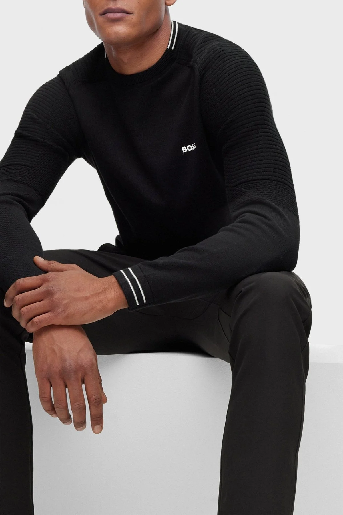 Boss Organik Pamuklu Regular Fit Sıfır Yaka Erkek Kazak 50482411 001 SİYAH - 3