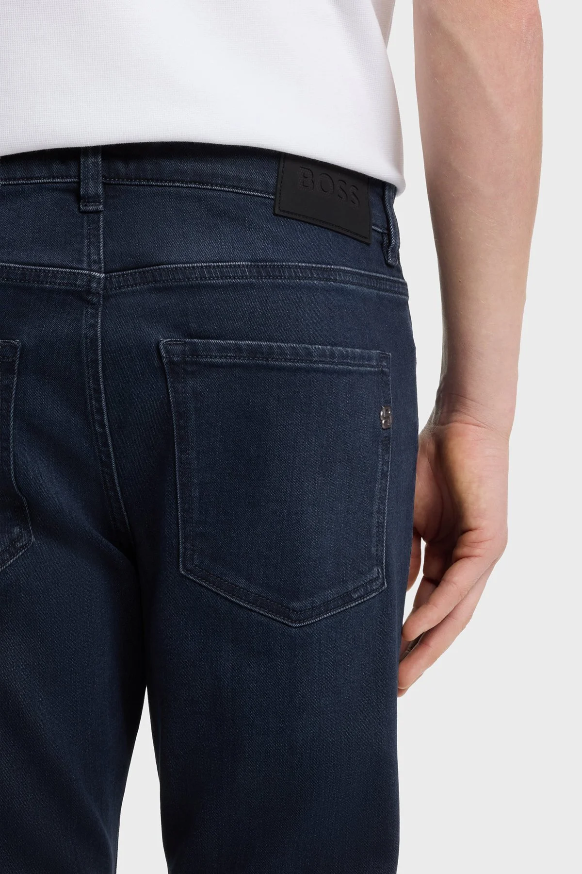 Boss Pamuk Karışımlı Slim Fit Normal Bel Jeans Erkek Kot Pantolon 50566914 403 Lacivert - 4