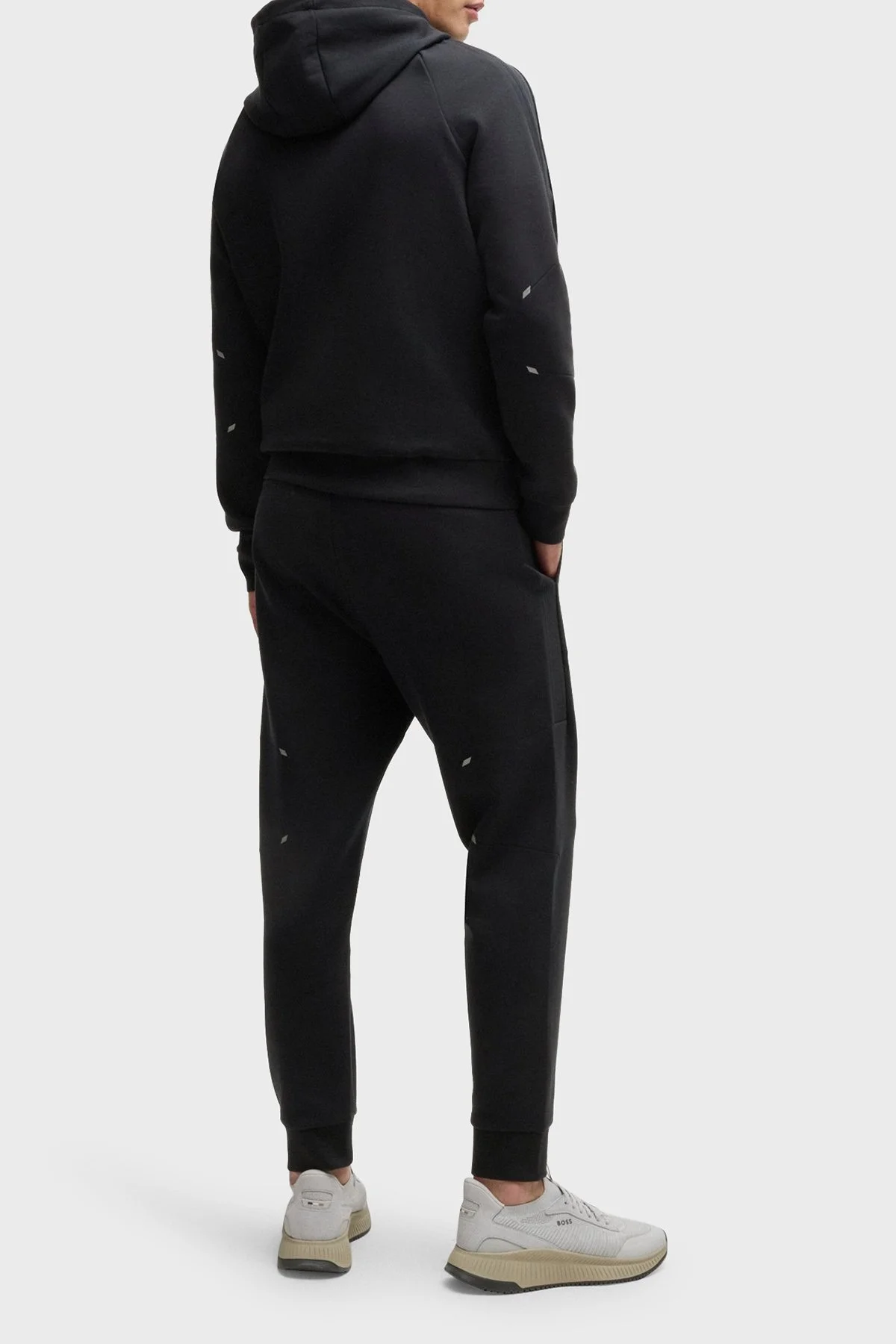 Boss Pamuklu Logolu Regular Fit Kapüşonlu Erkek Eşofman Takımı 50519395 001 SİYAH - 3