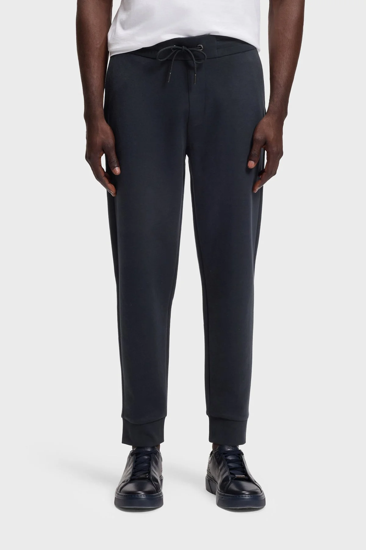 Boss Pamuklu Logolu Regular Fit Lastikli Paça Erkek Pantolon 5DK150555853404. Lacivert - 1