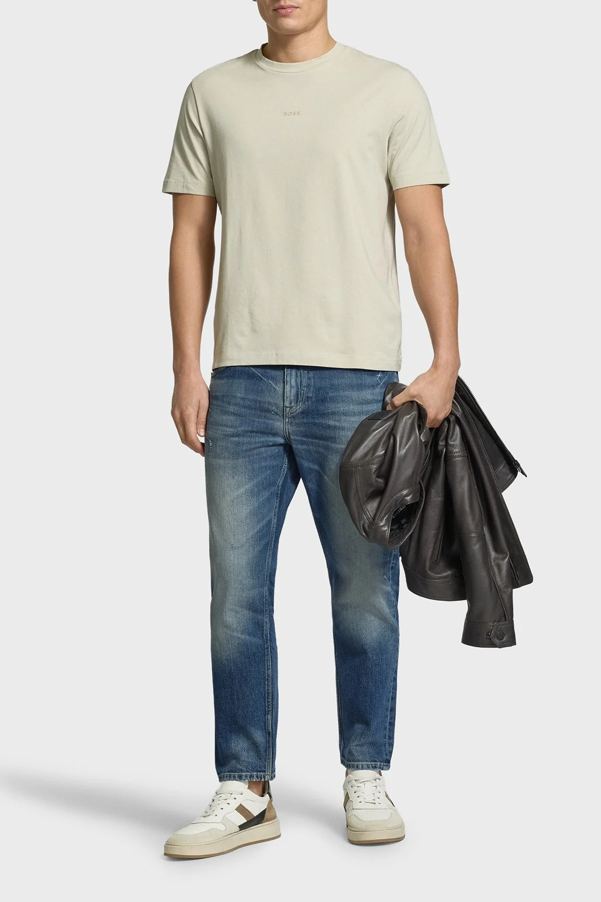 Boss Pamuklu Regular Fit Normal Bel Düz Paça Jeans Erkek Kot Pantolon 50545743 426 LACİVERT - 1