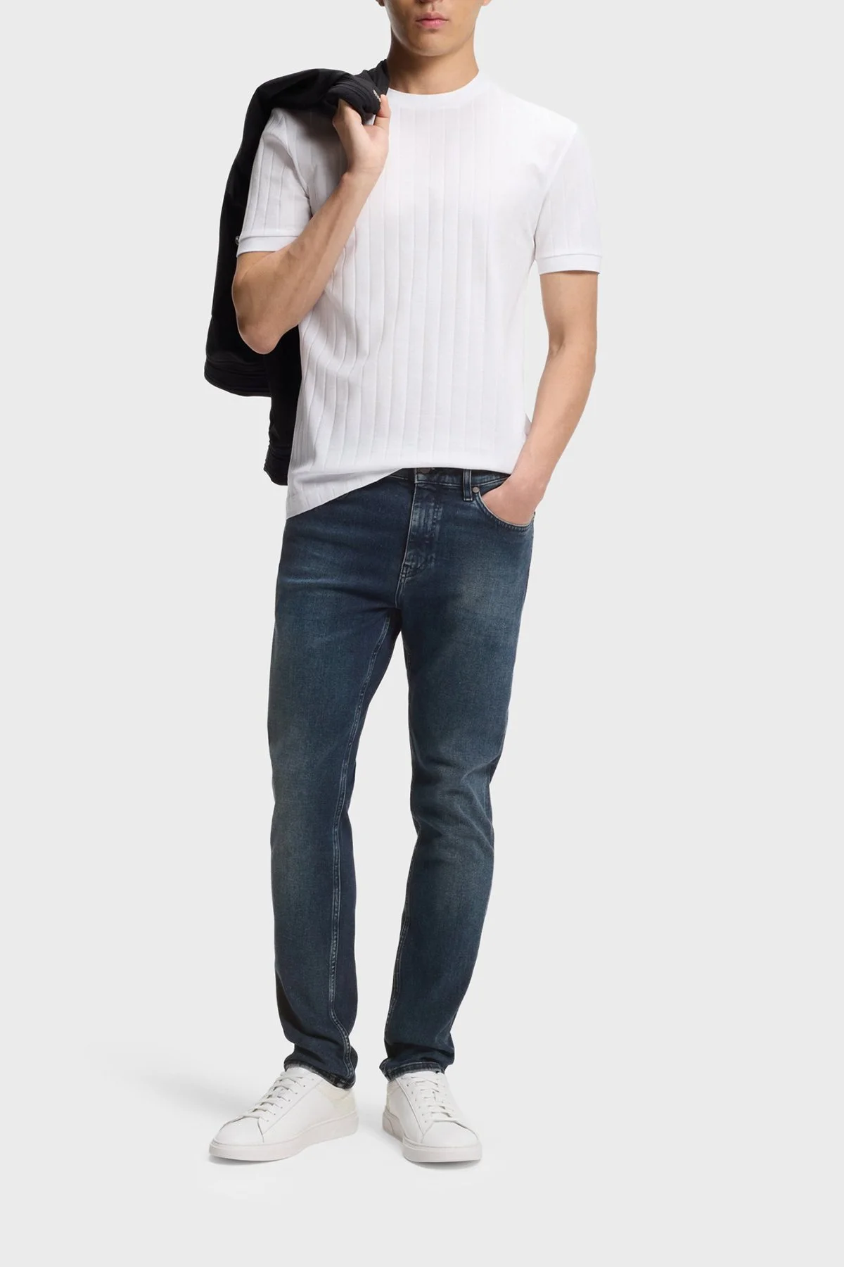 Boss Pamuklu Slim Fit Normal Bel Dar Paça Jeans Erkek Kot Pantolon 50557490 411 LACİVERT - 2