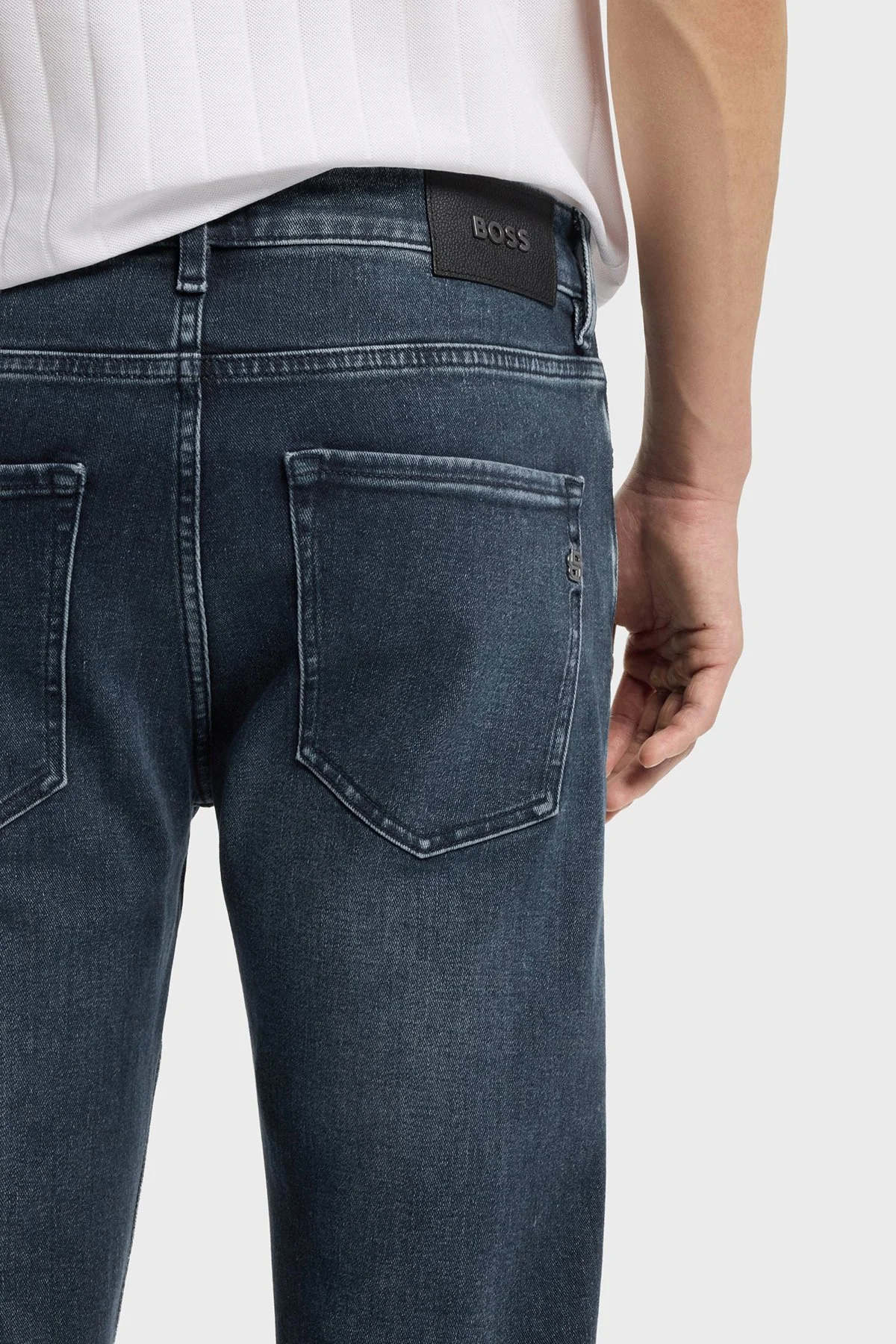 Boss Pamuklu Slim Fit Normal Bel Dar Paça Jeans Erkek Kot Pantolon 50557490 411 LACİVERT - 4