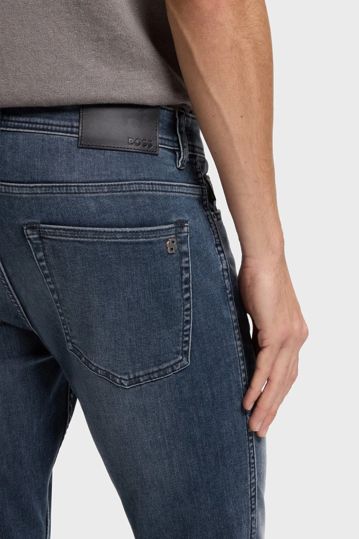 Boss Pamuklu Slim Fit Normal Bel Dar Paça Jeans Erkek Kot Pantolon 50559918 410 LACİVERT - 4