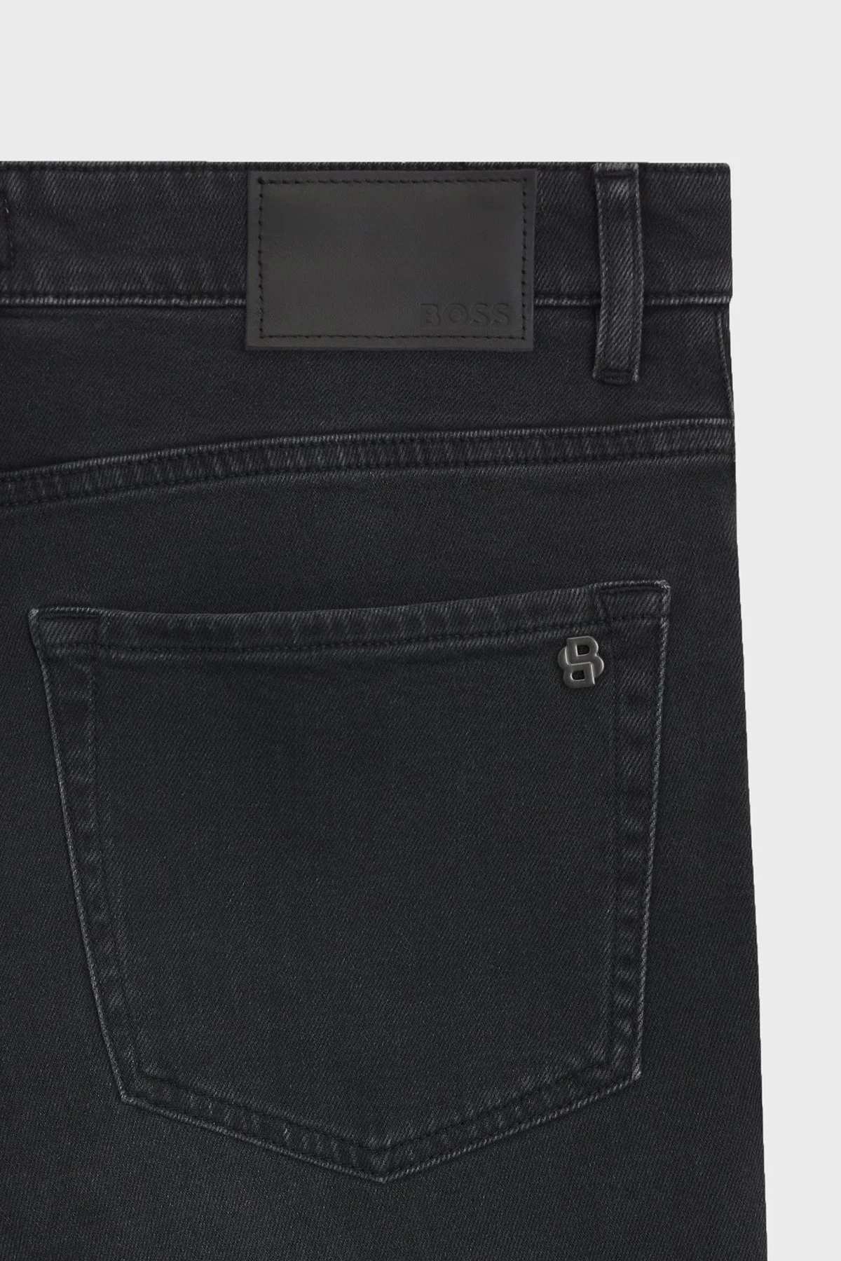 Boss Pamuklu Tapered Fit Düz Paça Jeans Erkek Kot Pantolon 50536502 008 Siyah - 6