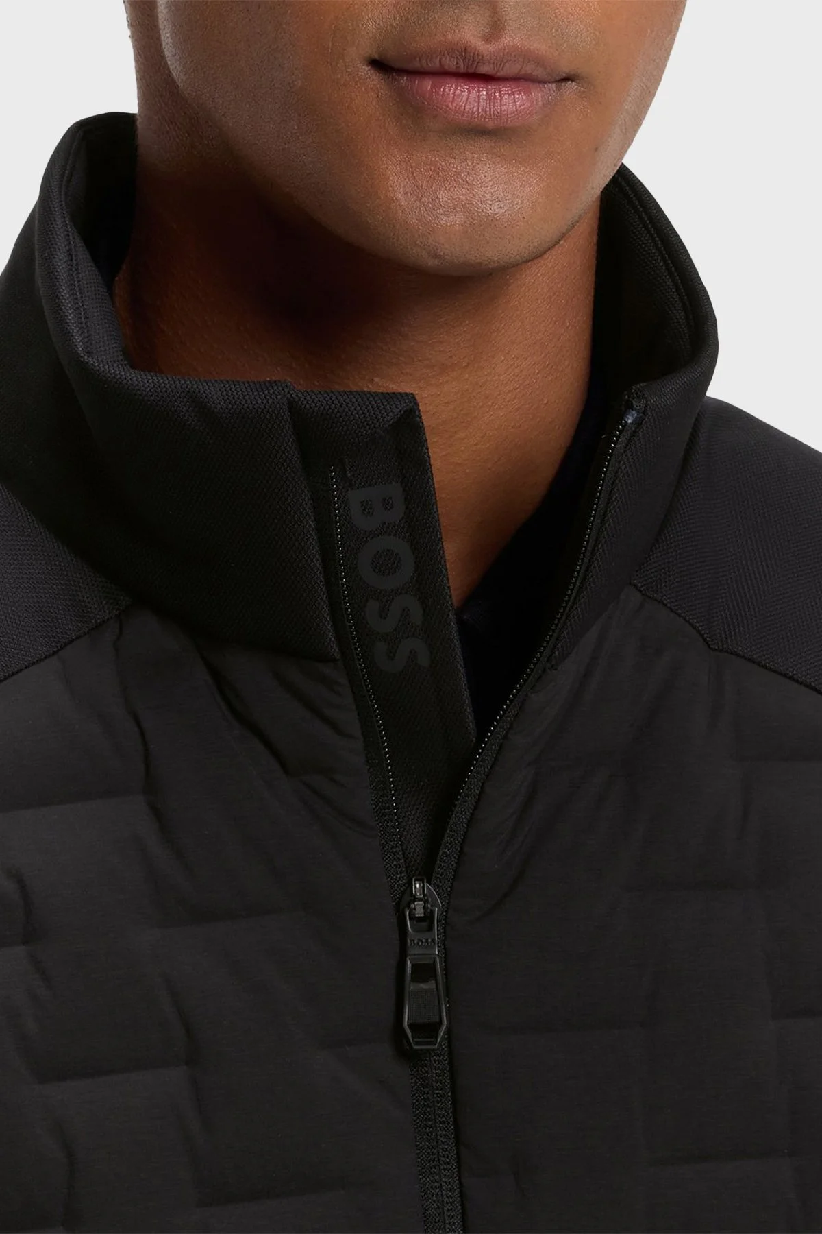 Boss Regular Fit Dik Yaka Fermuarlı Erkek Mont 50561388 001 Siyah - 4