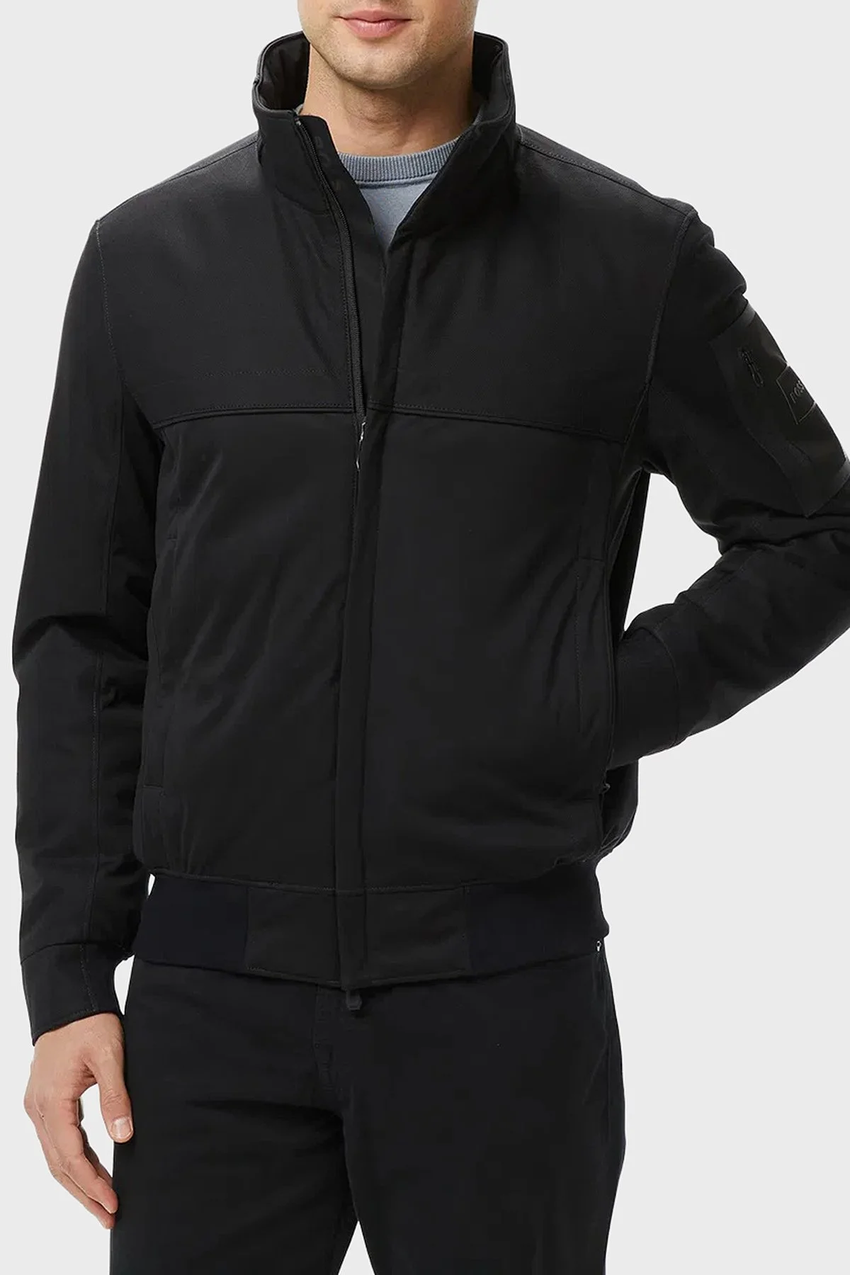 Boss Regular Fit Dik Yaka Fermuarlı Logolu Erkek Mont 50547739 001 SİYAH - 1