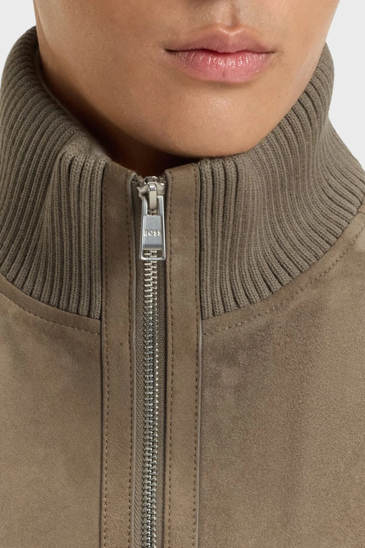 Boss Regular Fit Dik Yaka Pamuk Karışımlı Kollu Süet Erkek Mont 50547673 245 HAKİ - 4