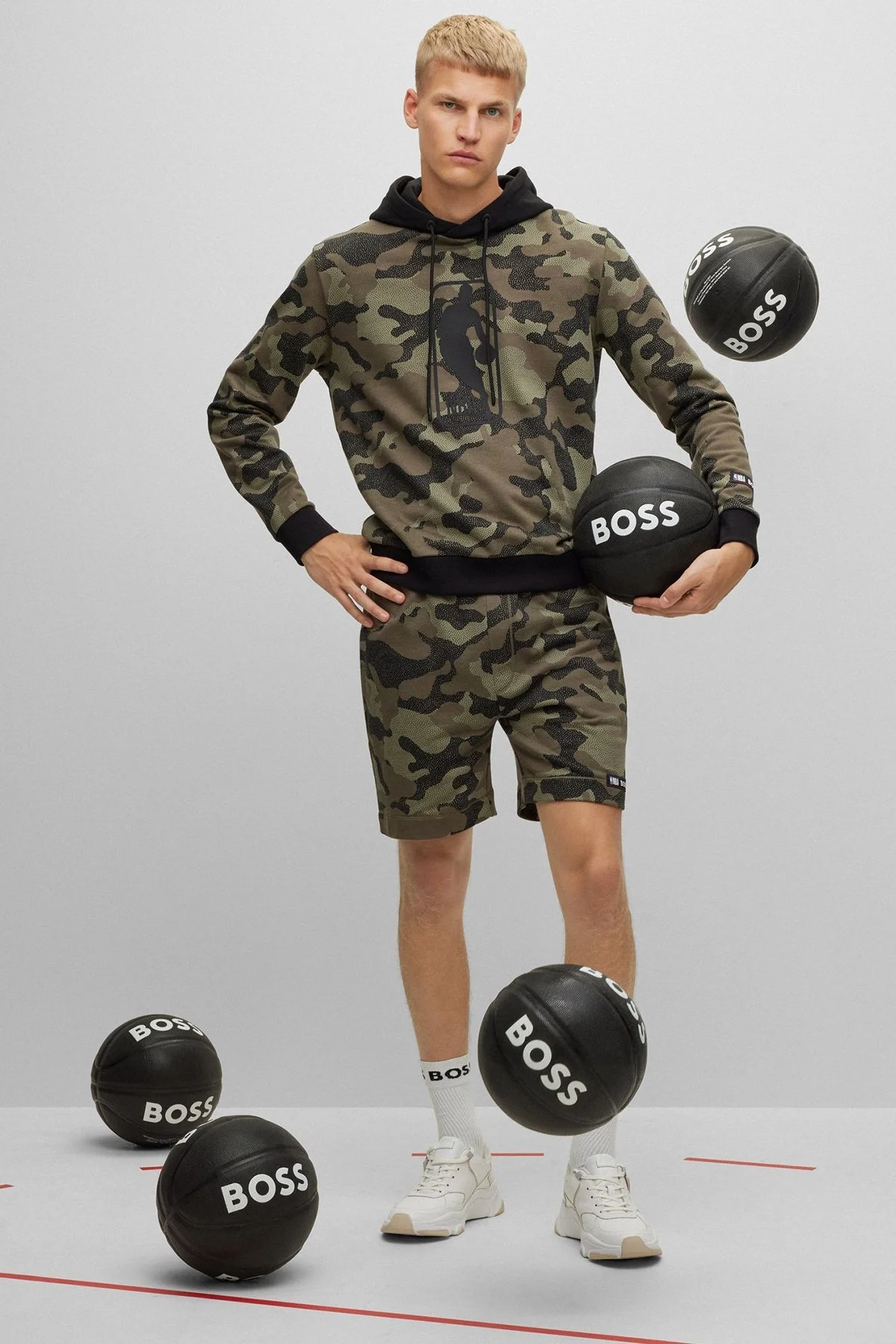 Boss Regular Fit Kamuflaj Desenli Kapüşonlu % 100 Pamuk Erkek Sweat 50477453 344 HAKİ - 1