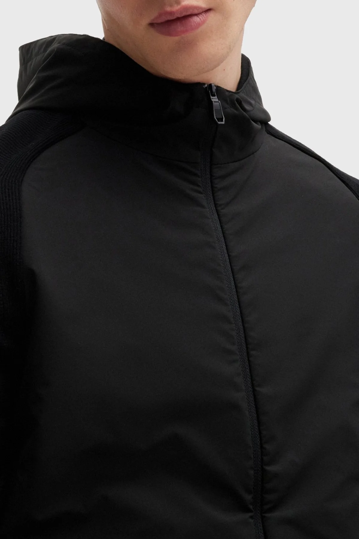 Boss Regular Fit Kapüşonlu Erkek Mont 50517091 001 SİYAH - 4