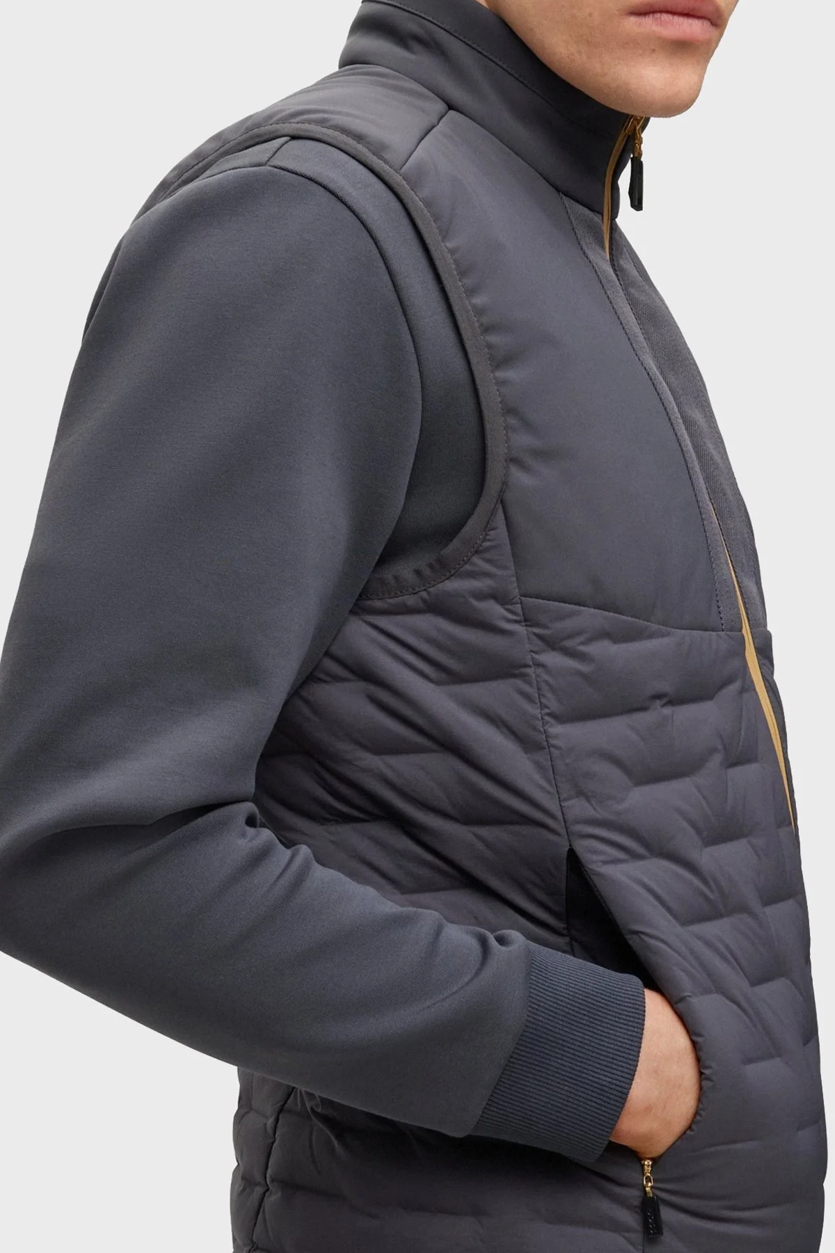 Boss Regular Fit Su Tutmaz Kuş Tüyü Dolgulu Erkek Yelek 50491912 027 KOYU GRİ - 5