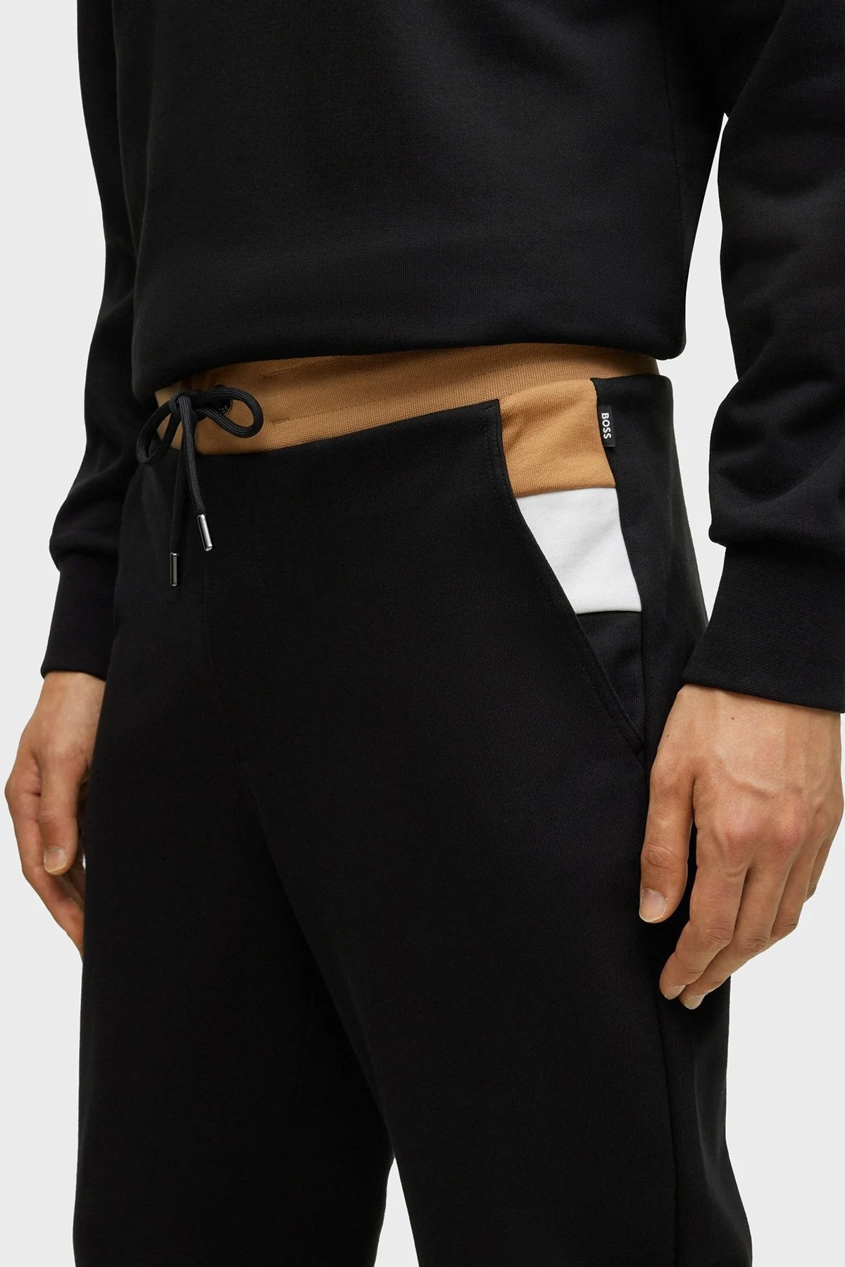 Boss Şerit Detaylı Belden Bağlamalı % 100 Pamuk Oversize Spor Erkek Pantolon 50499407 001 SİYAH - 7