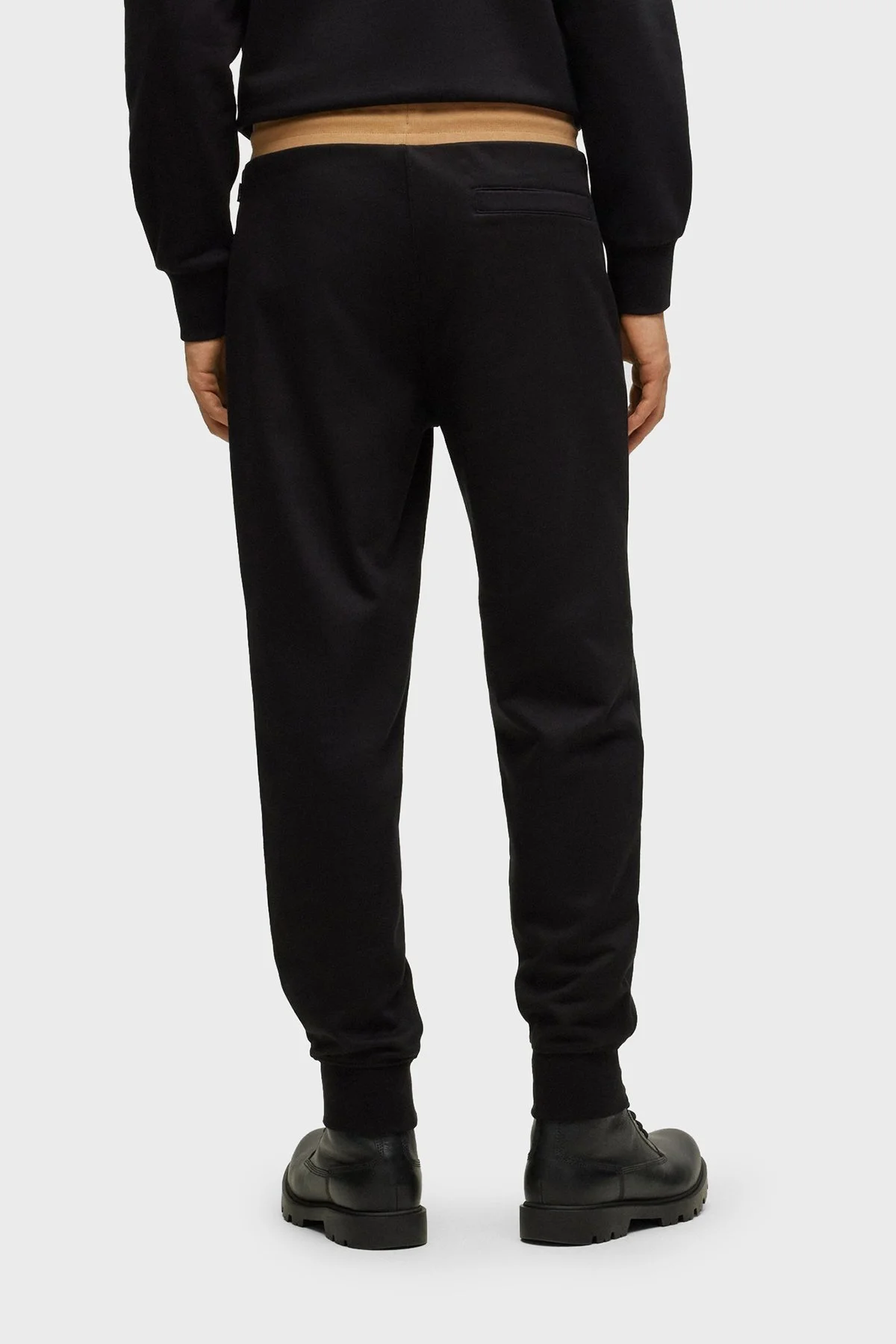 Boss Şerit Detaylı Belden Bağlamalı % 100 Pamuk Oversize Spor Erkek Pantolon 50499407 001 SİYAH - 9