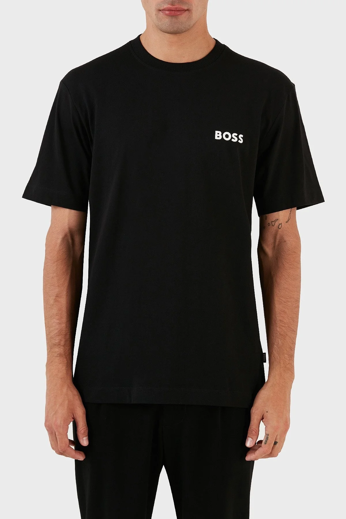 Boss Sırt Baskılı Bisiklet Yaka % 100 Pamuk Regular Fit Dokuma Erkek T Shirt 50494074 001 SİYAH - 1