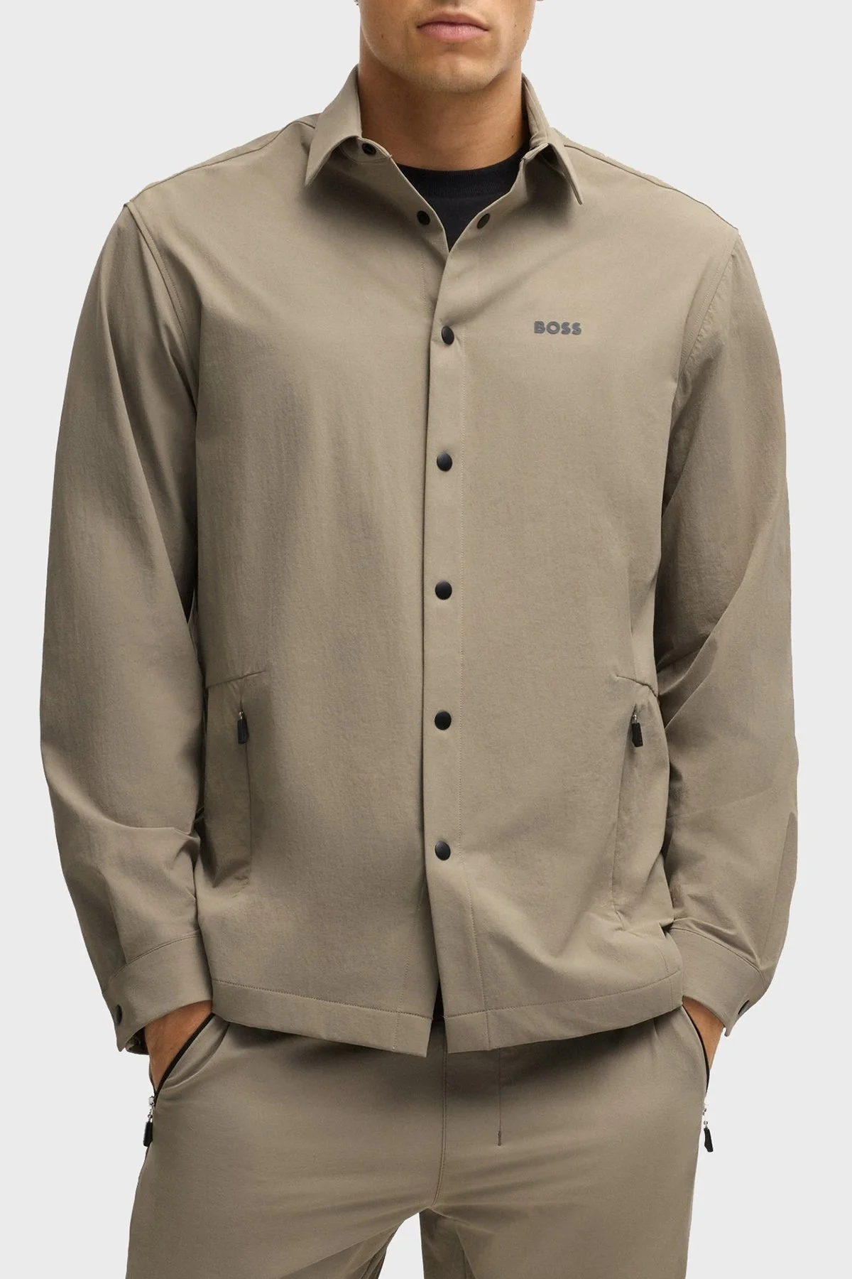 Boss Streç Su İtici Logolu Relaxed Fit Kent Yaka Erkek Gömlek 50533265 334 HAKİ - 1