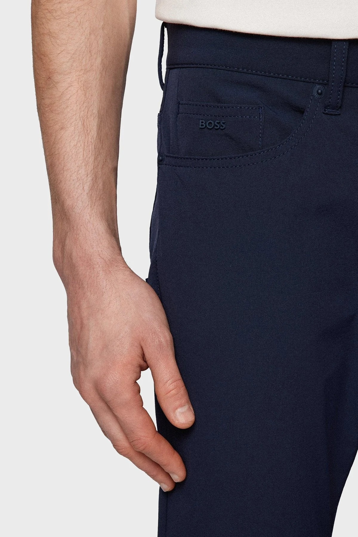 Boss Su Geçirmez Normal Bel Slim Fit Erkek Pantolon 50472094 404 LACİVERT - 4