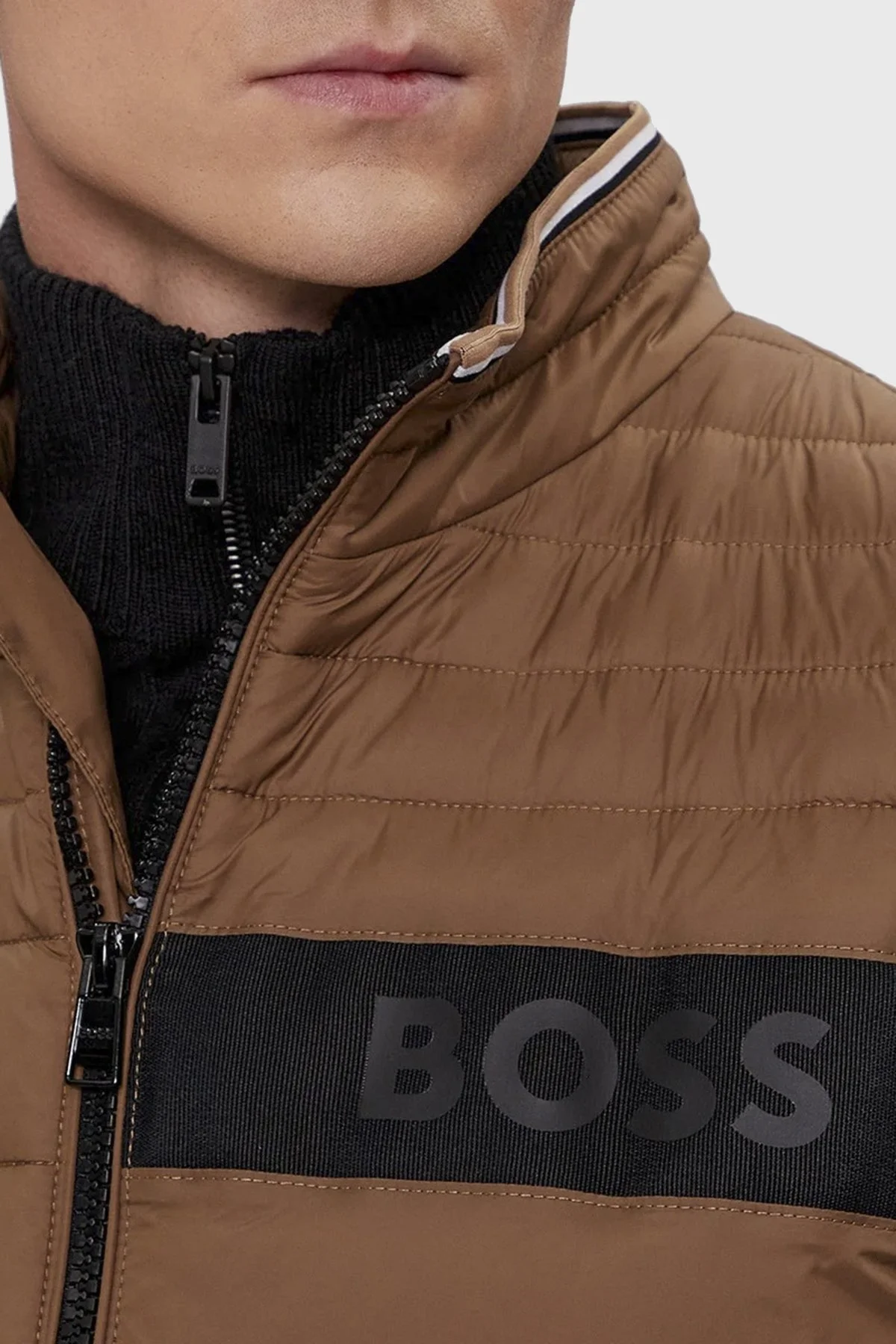 Boss Su Geçirmez Regular Fit Dik Yaka Şişme Erkek Yelek 50464300 249 KAHVE - 5