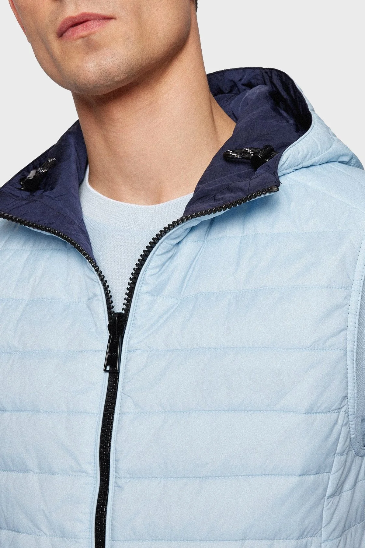 Boss Su Geçirmez Regular Fit Kapüşonlu Çift Taraflı Erkek Yelek 50469944 404 LACİVERT - 4