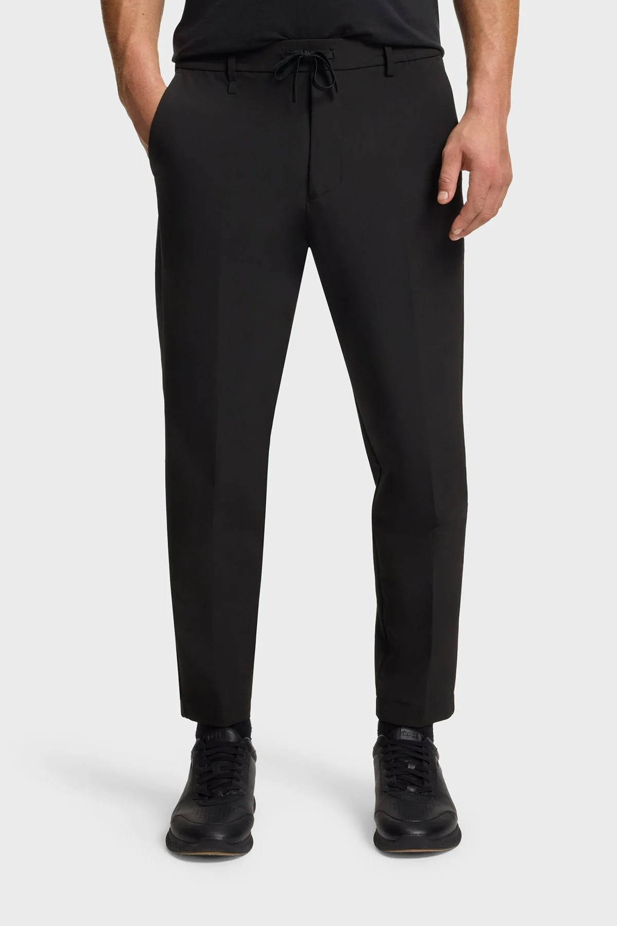 Boss Su İtici Tapered Fit Daralan Paça Bağlamalı Erkek Pantolon 50538179 001 SİYAH - 1
