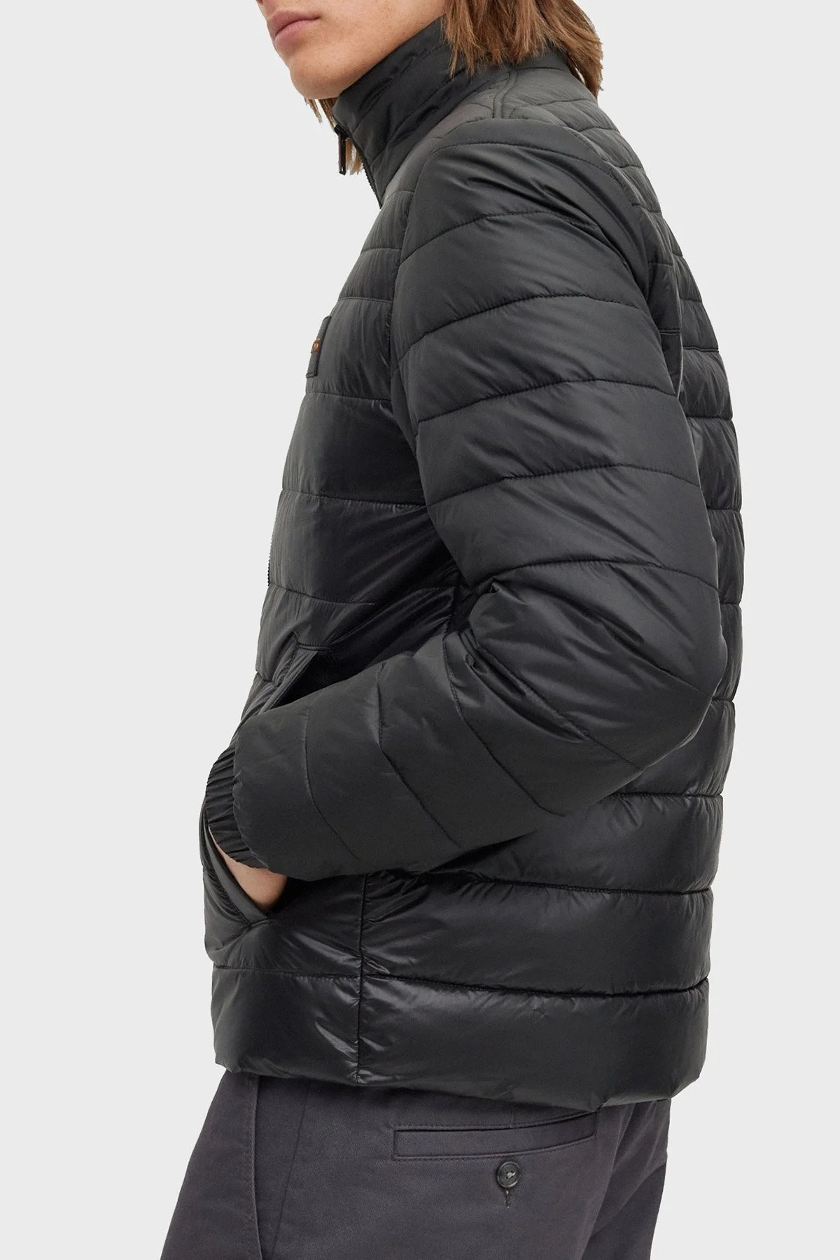 Boss Su Tutmaz Regular Fit Dik Yaka Hafif Şişme Erkek Mont 50496766 001 SİYAH - 4