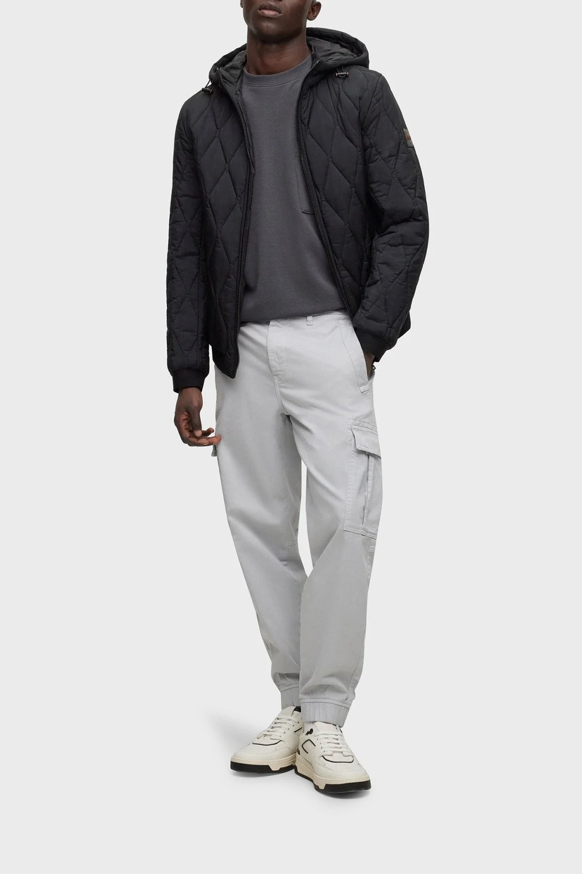 Boss Su Tutmaz Regular Fit Kapüşonlu Hafif Kapitone Erkek Mont 50492962 001 SİYAH - 3