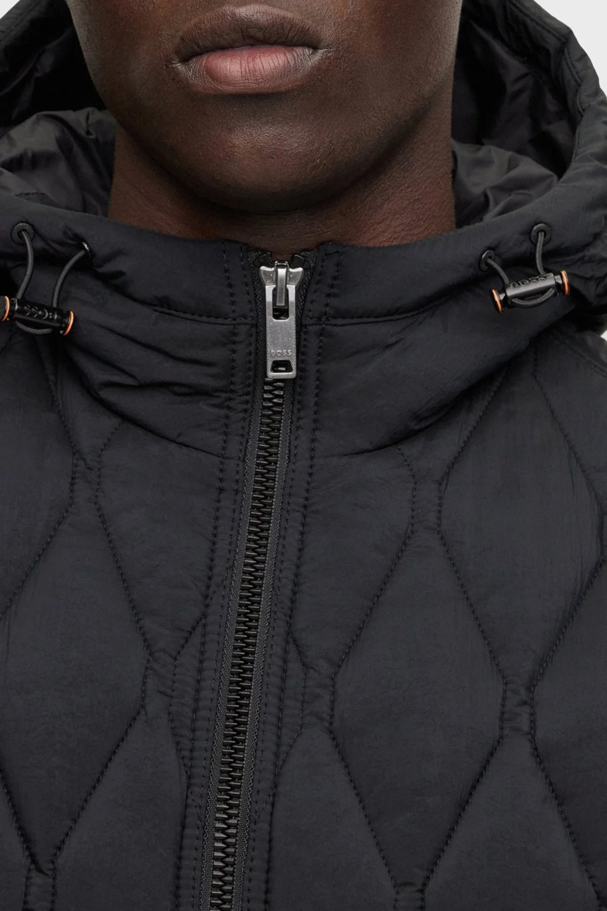 Boss Su Tutmaz Regular Fit Kapüşonlu Hafif Kapitone Erkek Mont 50492962 001 SİYAH - 4