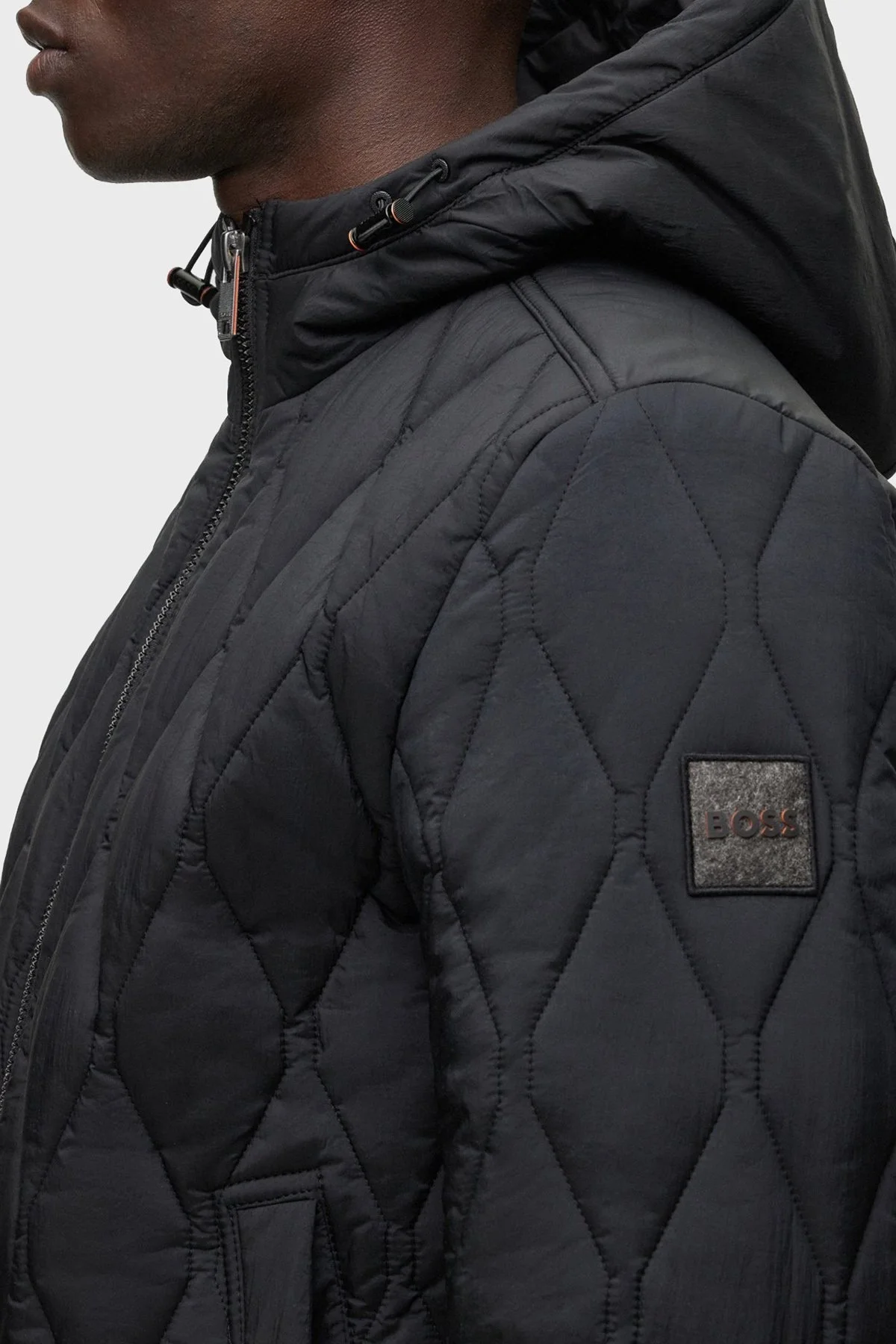 Boss Su Tutmaz Regular Fit Kapüşonlu Hafif Kapitone Erkek Mont 50492962 001 SİYAH - 5