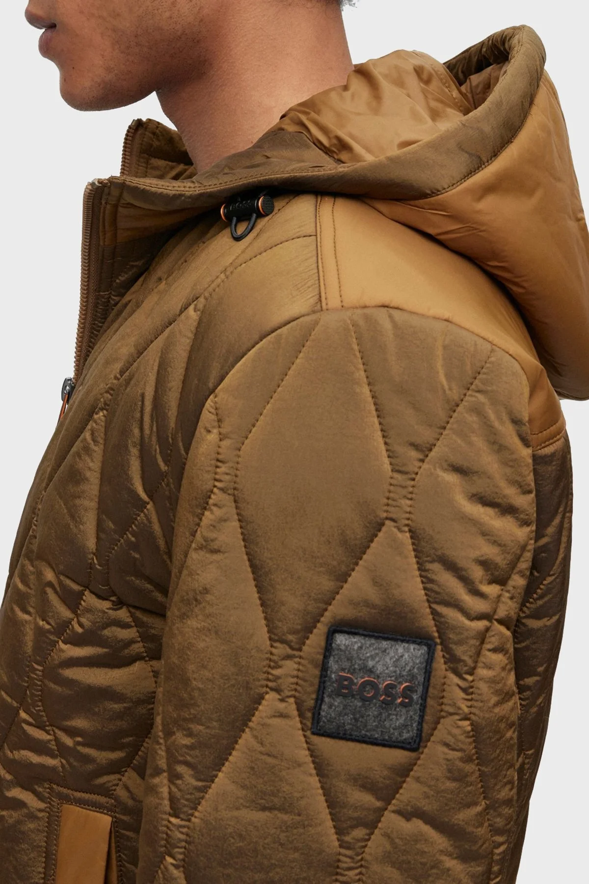 Boss Su Tutmaz Regular Fit Kapüşonlu Hafif Kapitone Erkek Mont 50492962 280 CAMEL - 5