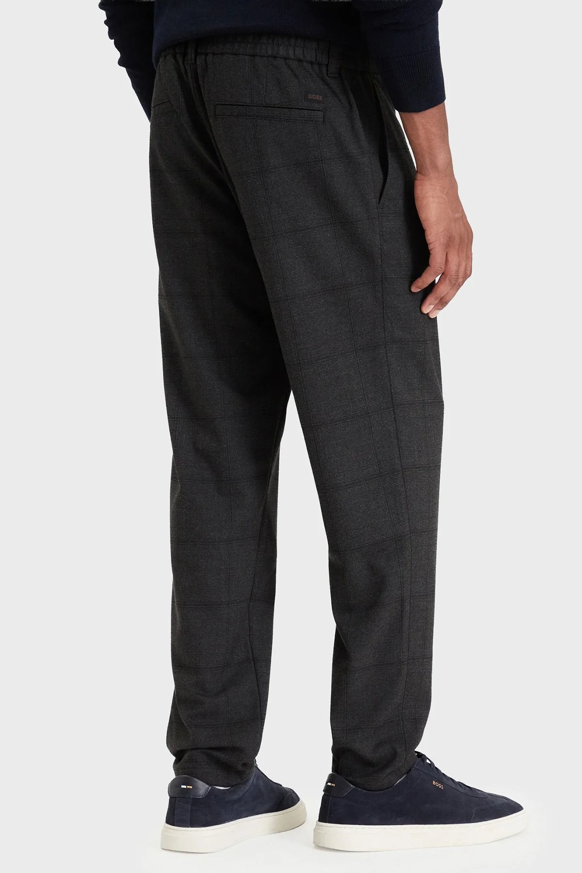 Boss Tapered Fit Bağlamalı Bel Düz Paça Erkek Pantolon 50571678 001 Siyah - 3