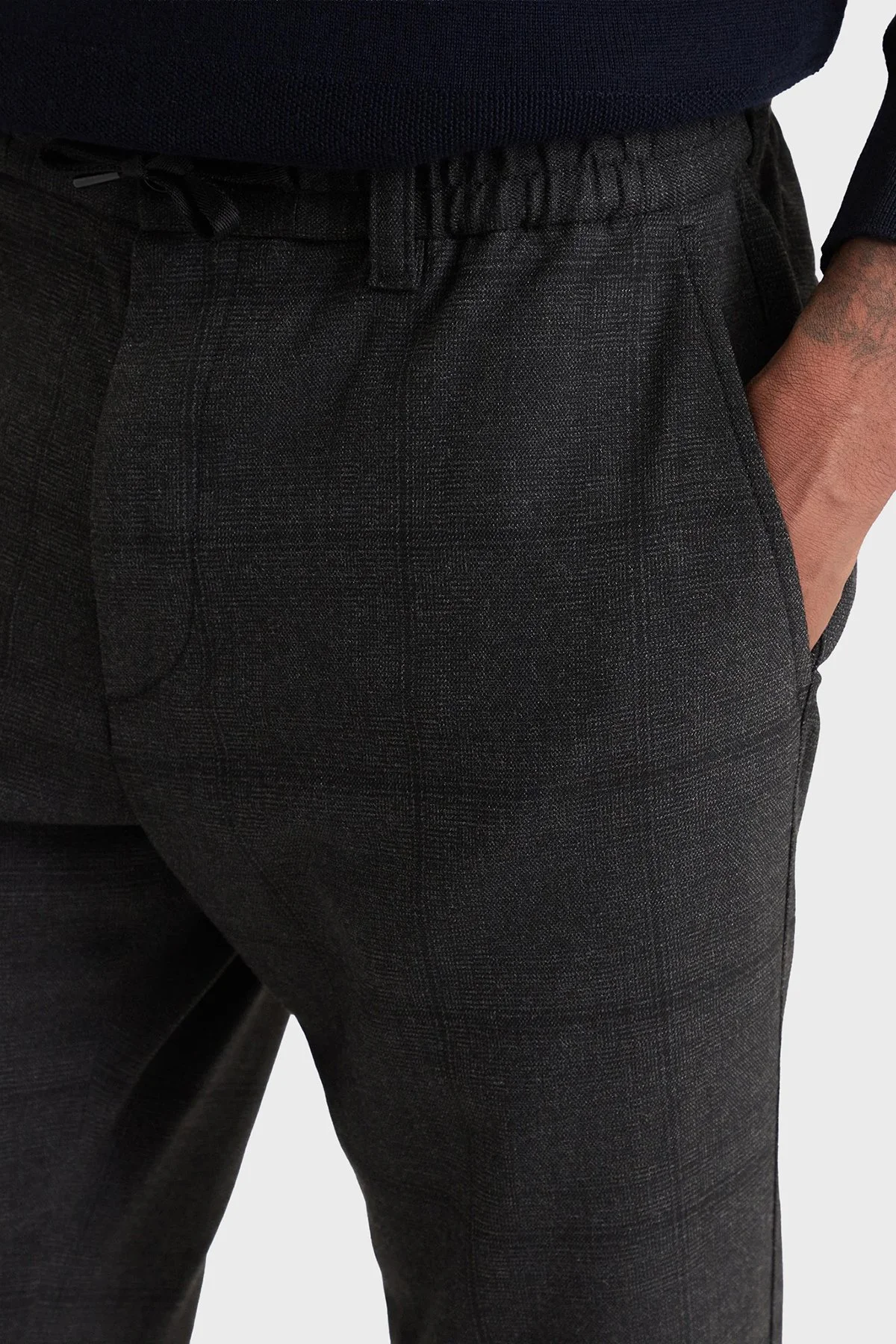 Boss Tapered Fit Bağlamalı Bel Düz Paça Erkek Pantolon 50571678 001 Siyah - 4