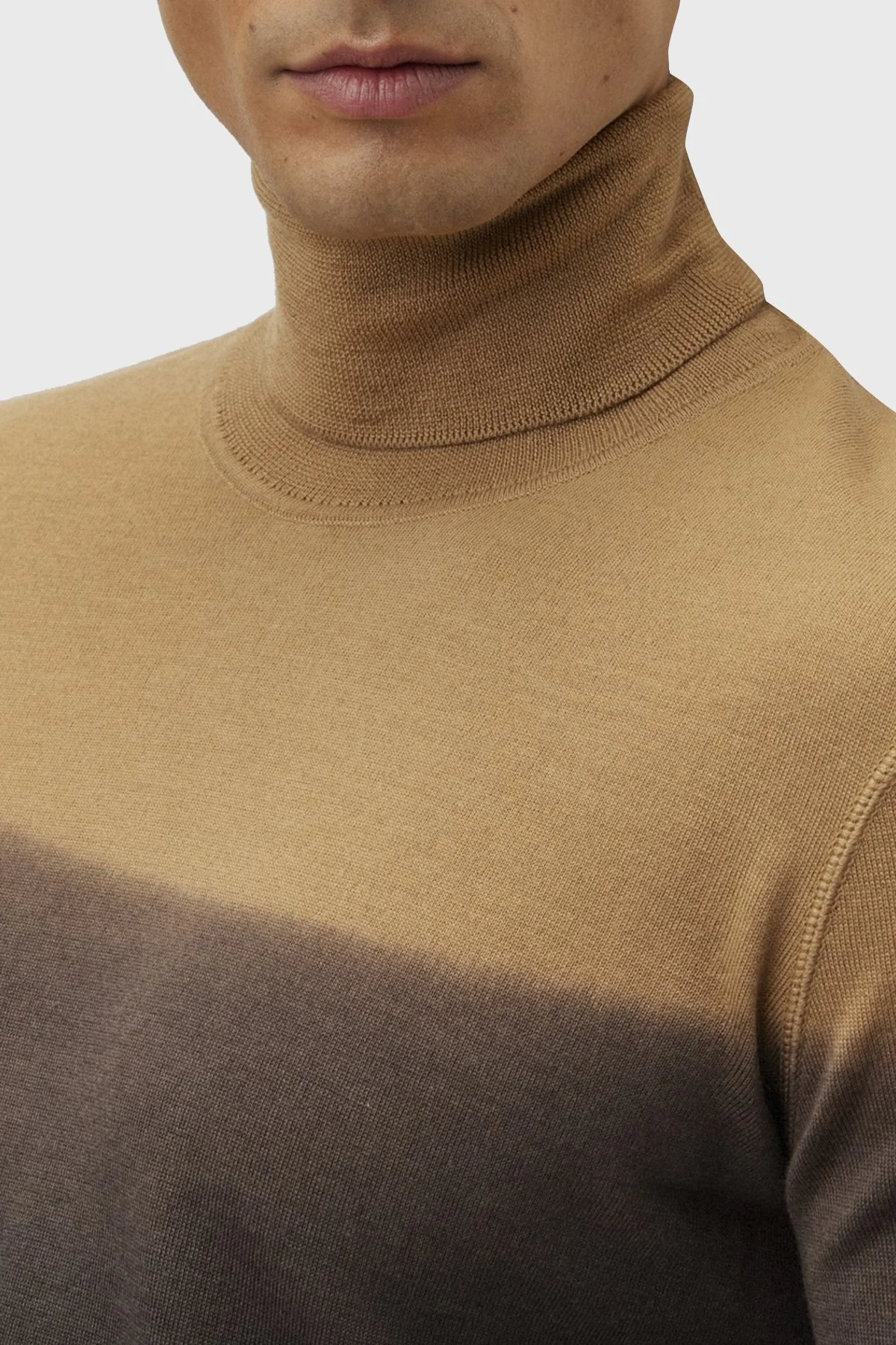 Boss Yün ve İpek Karışımlı Degrade Görünümlü Balıkçı Yaka Regular Fit Erkek Kazak 50500669 260 KAHVE - 7