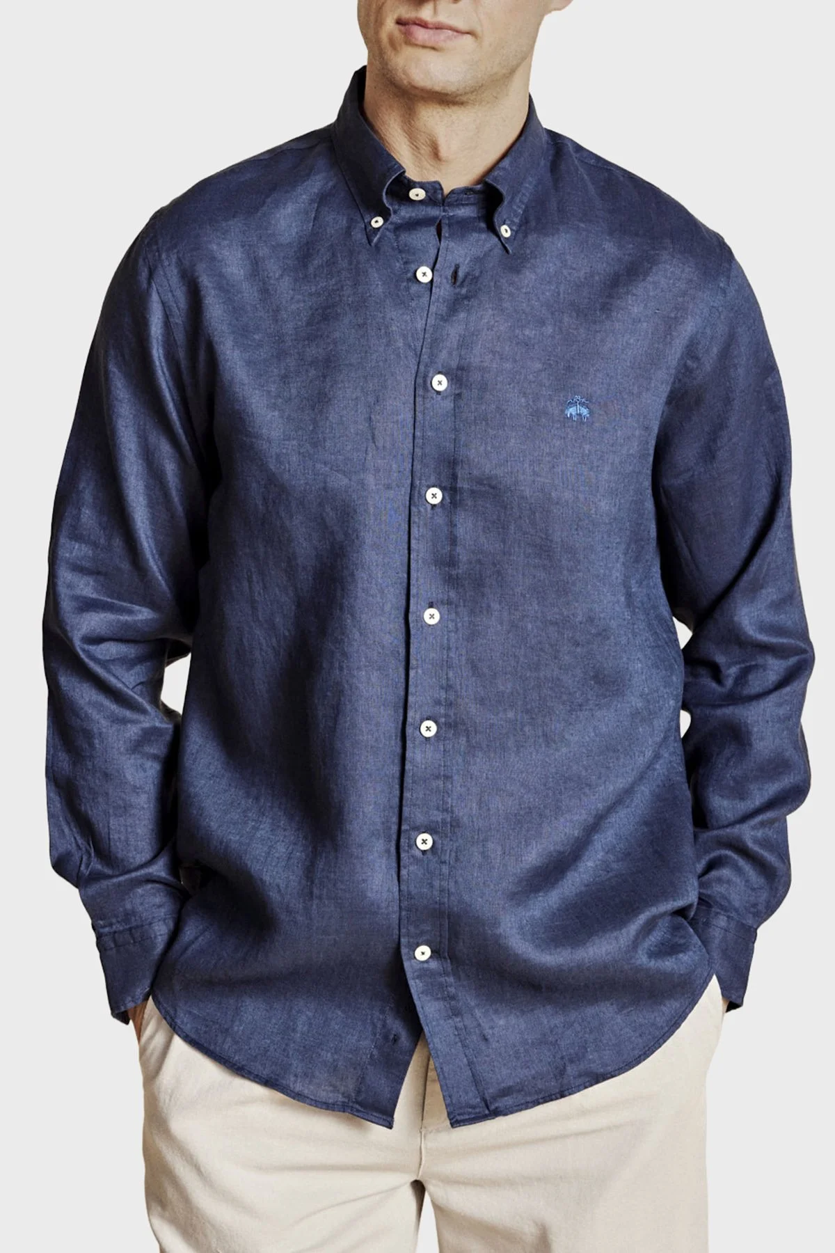 Brooks Brothers % 100 Keten Düğmeli Yaka Regular Fit Uzun Kollu Erkek Gömlek BBSS26MSH022137 LACİVERT - 1