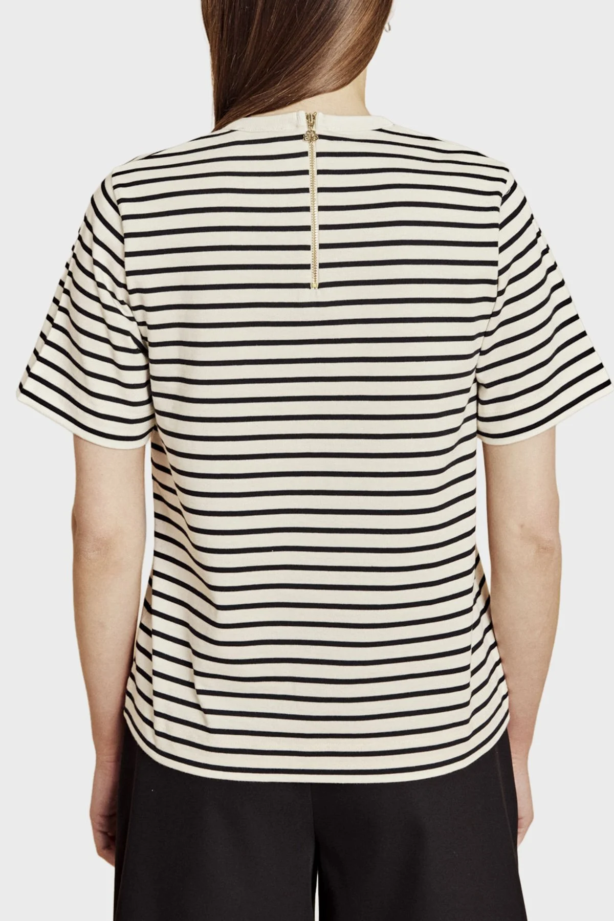 Brooks Brothers % 100 Pamuk Çizgili Bisiklet Yaka Fermuar Detaylı T-Shirt Kadın T Shirt BBSS26FTS003203 EKRU-SİYAH - 3