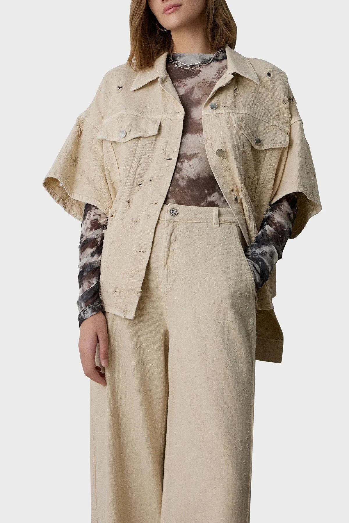 BSB % 100 Pamuk Regular Fit Eskitilmiş Sırt Baskılı Bayan Gömlek 053-216800.103 BEJ - 4