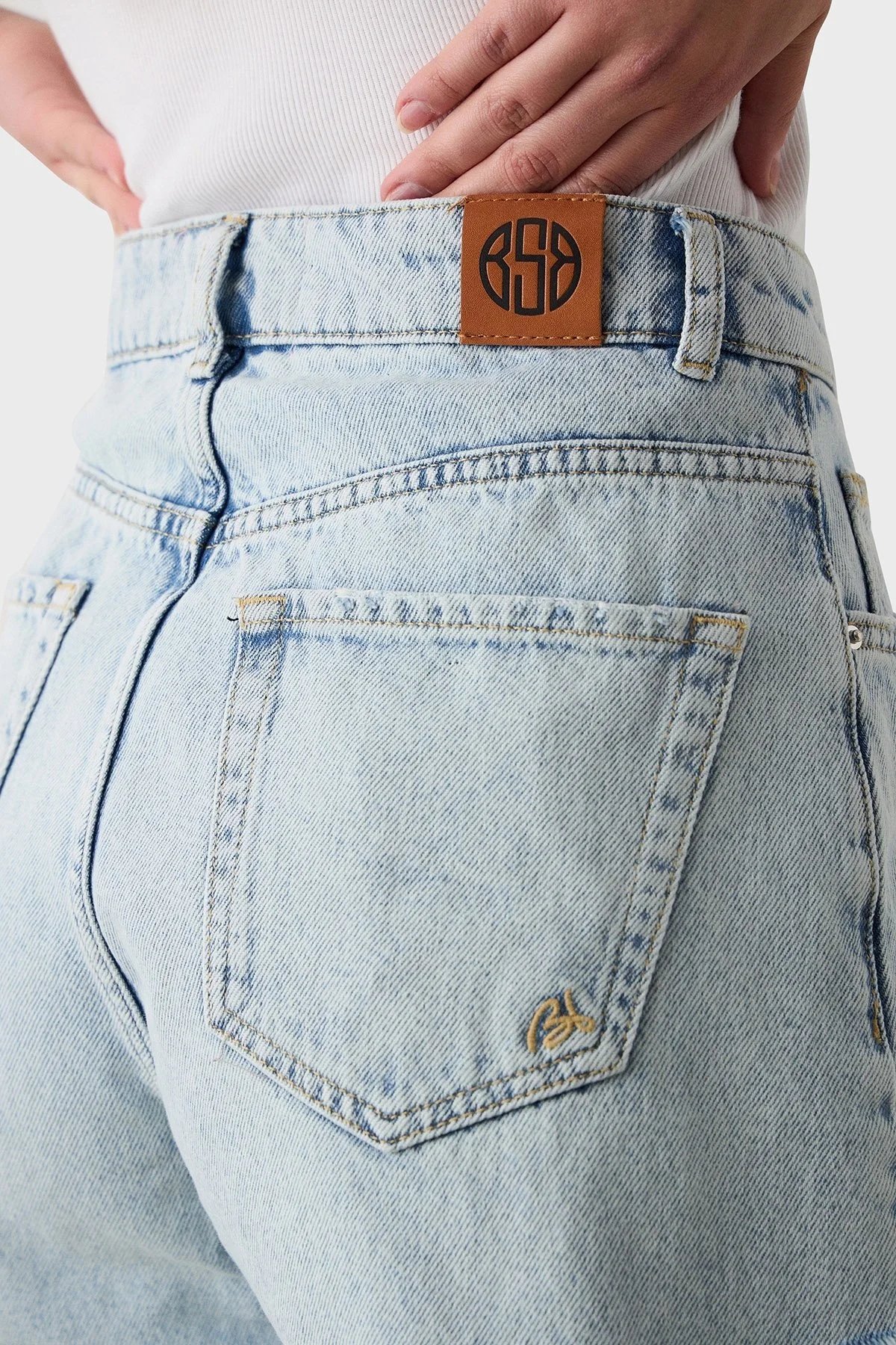 BSB % 100 Pamuk Yırtıklı Regular Fit Yüksek Bel Mini Kot Bayan Short 053-241903.971 MAVİ - 5