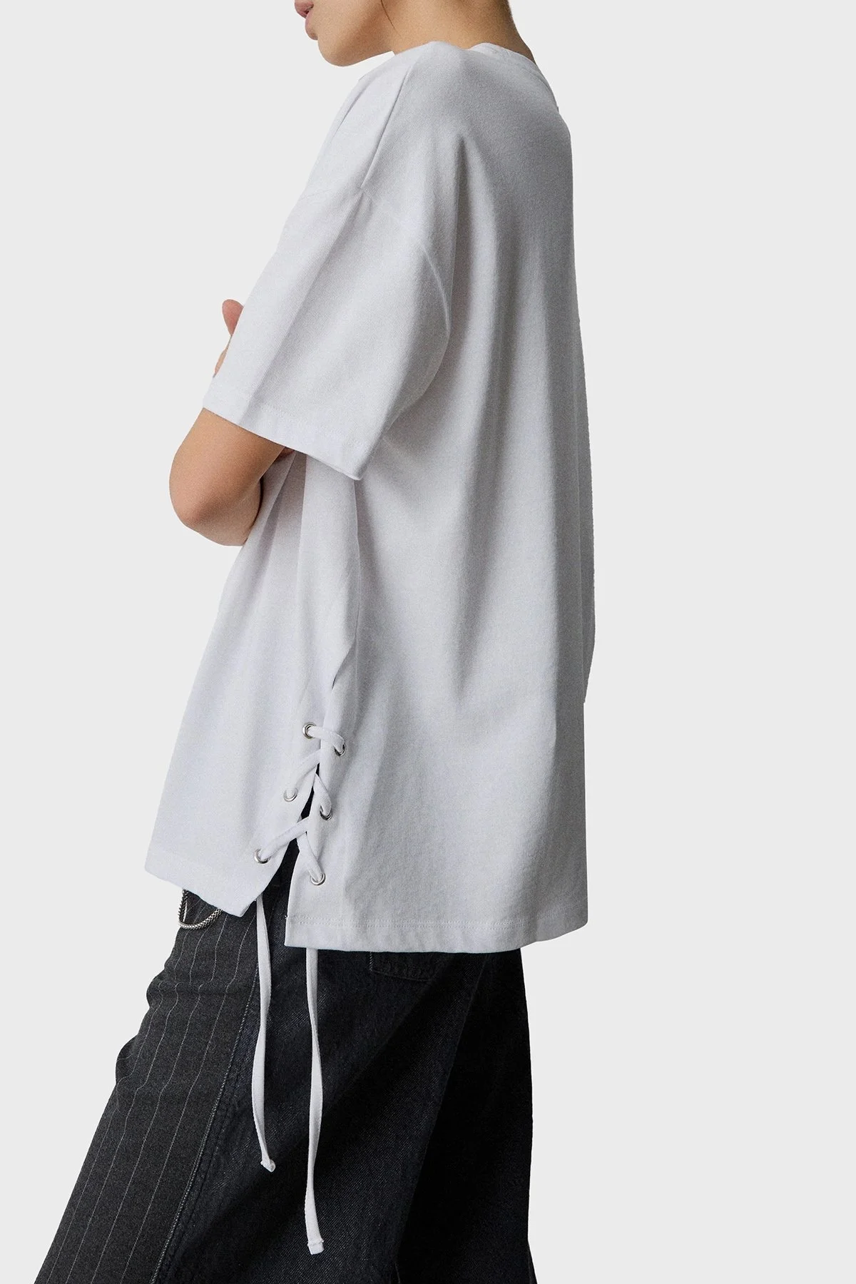 BSB Metalik ve Bağlama Detaylı Pamuklu Oversize Fit Bisiklet Yaka Bayan Bluz 053-210049.002 BEYAZ - 2