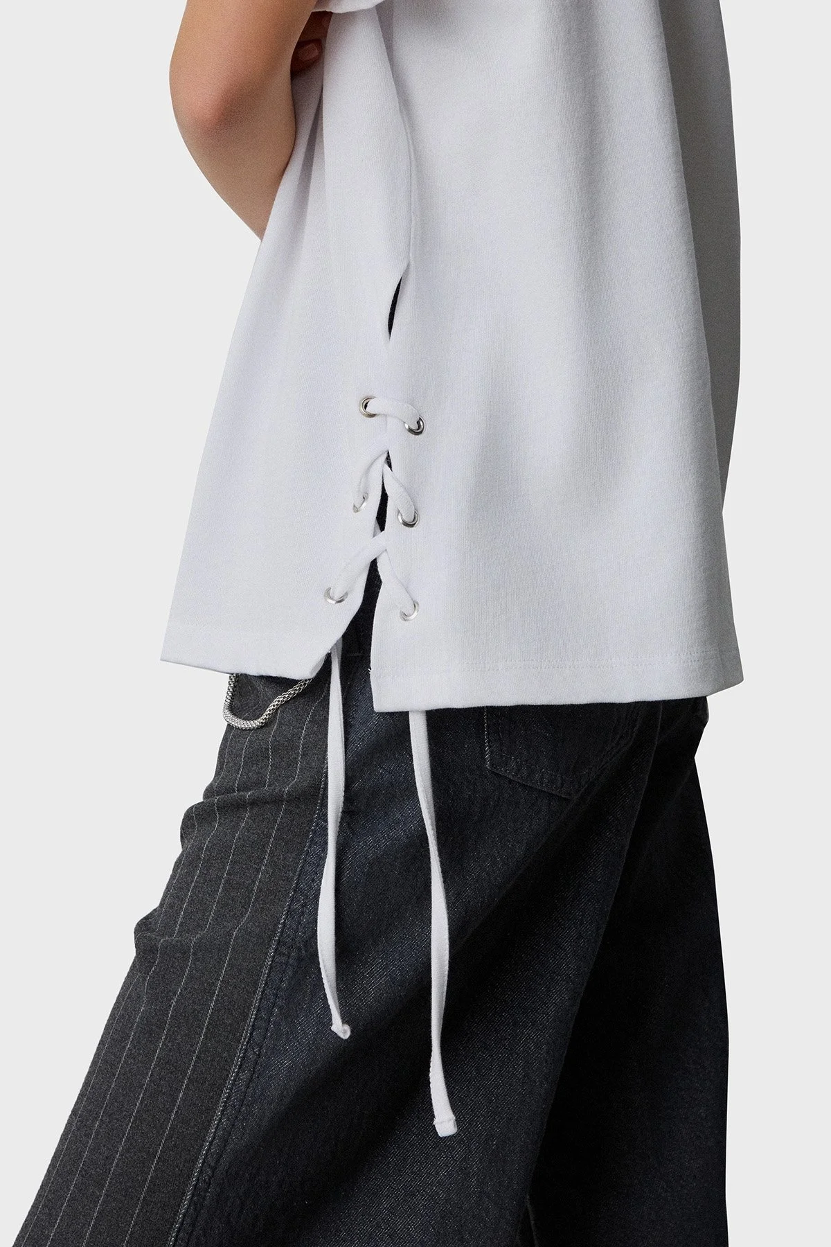 BSB Metalik ve Bağlama Detaylı Pamuklu Oversize Fit Bisiklet Yaka Bayan Bluz 053-210049.002 BEYAZ - 4